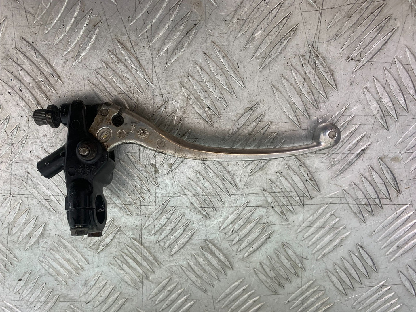 HONDA CB500 F CB500F CLUTCH LEVER AND BRACKET YEAR 2013-2015  (CMB1235)