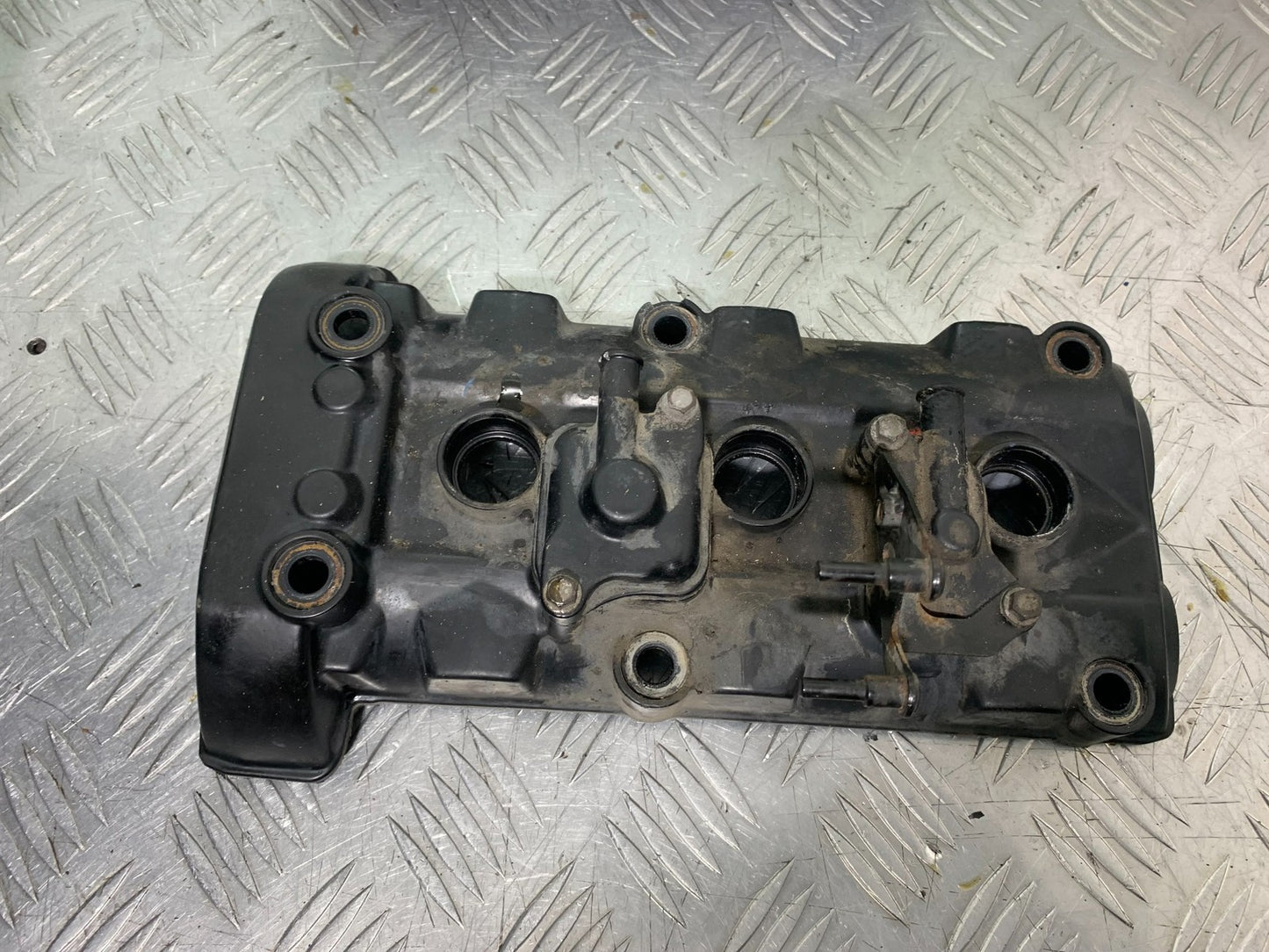 TRIUMPH 675 STREET TRIPLE RX ROCKER COVER  2015- 2017 (CMB1299)