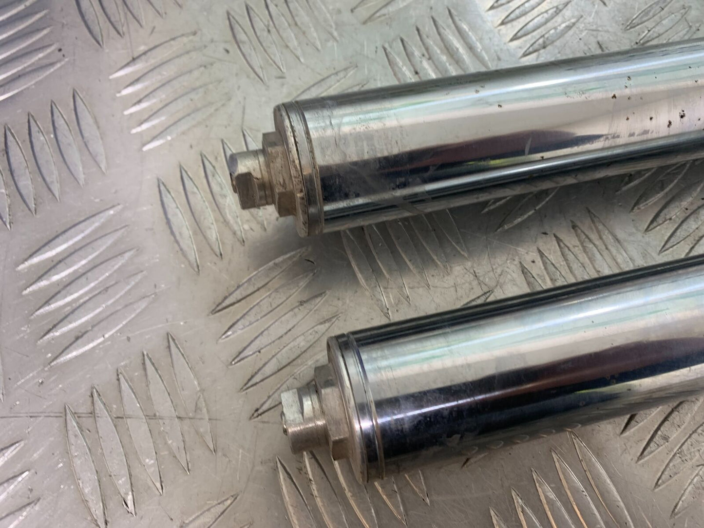 HONDA CBR600 CBR 600 F FORKS  YEAR 2000-2003(CMB1091)