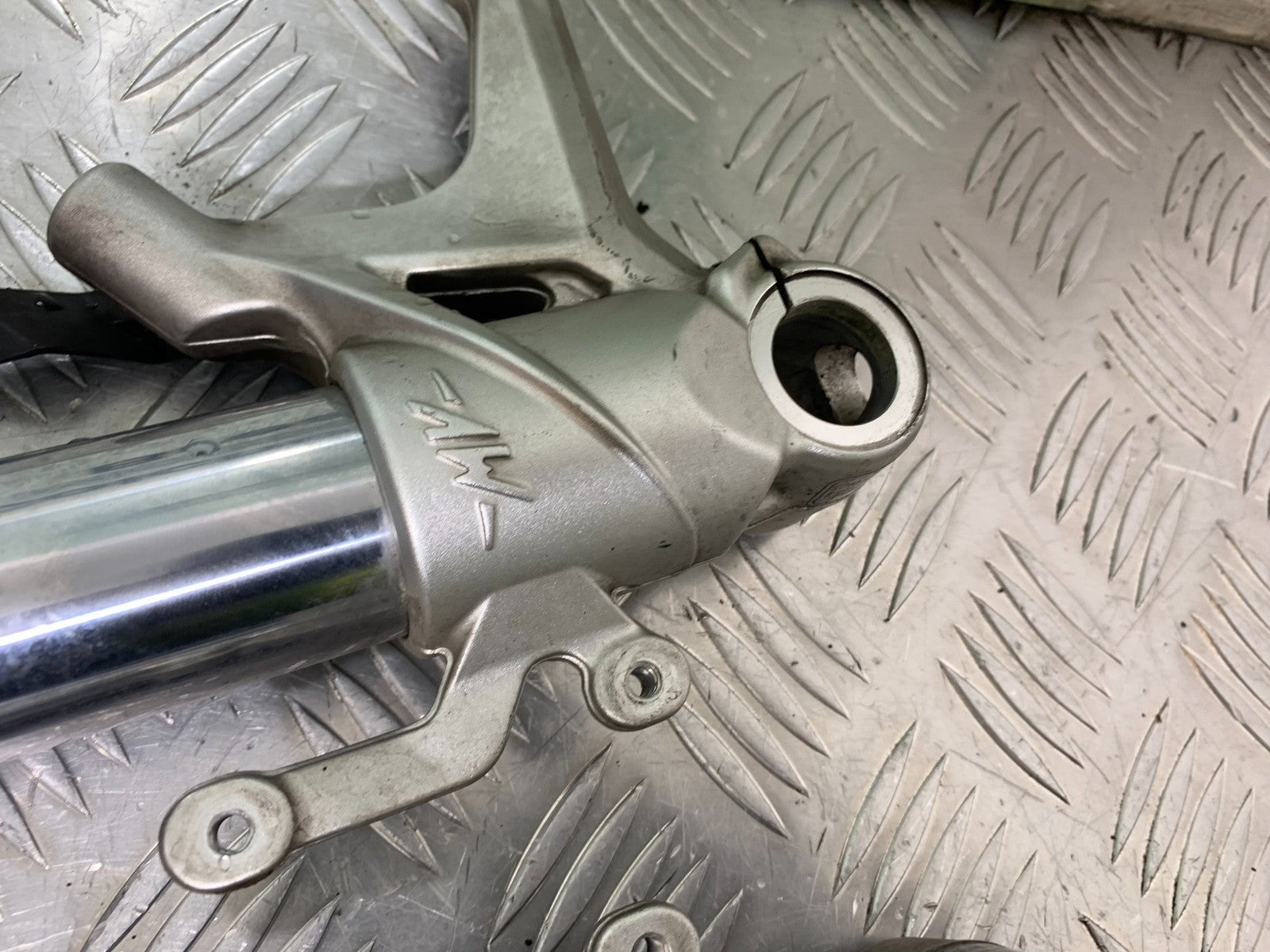 MV AGUSTA 800 F3 FORKS  YEAR 2017-2019 (CMB1227)