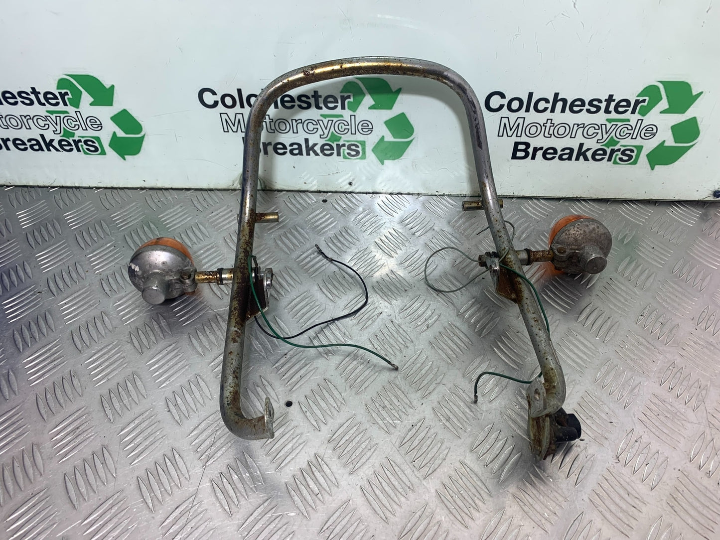 HONDA CX500 CX 500 GRAB RAIL AND INDICATORS  YEAR 1978 1981 (CMB1137)