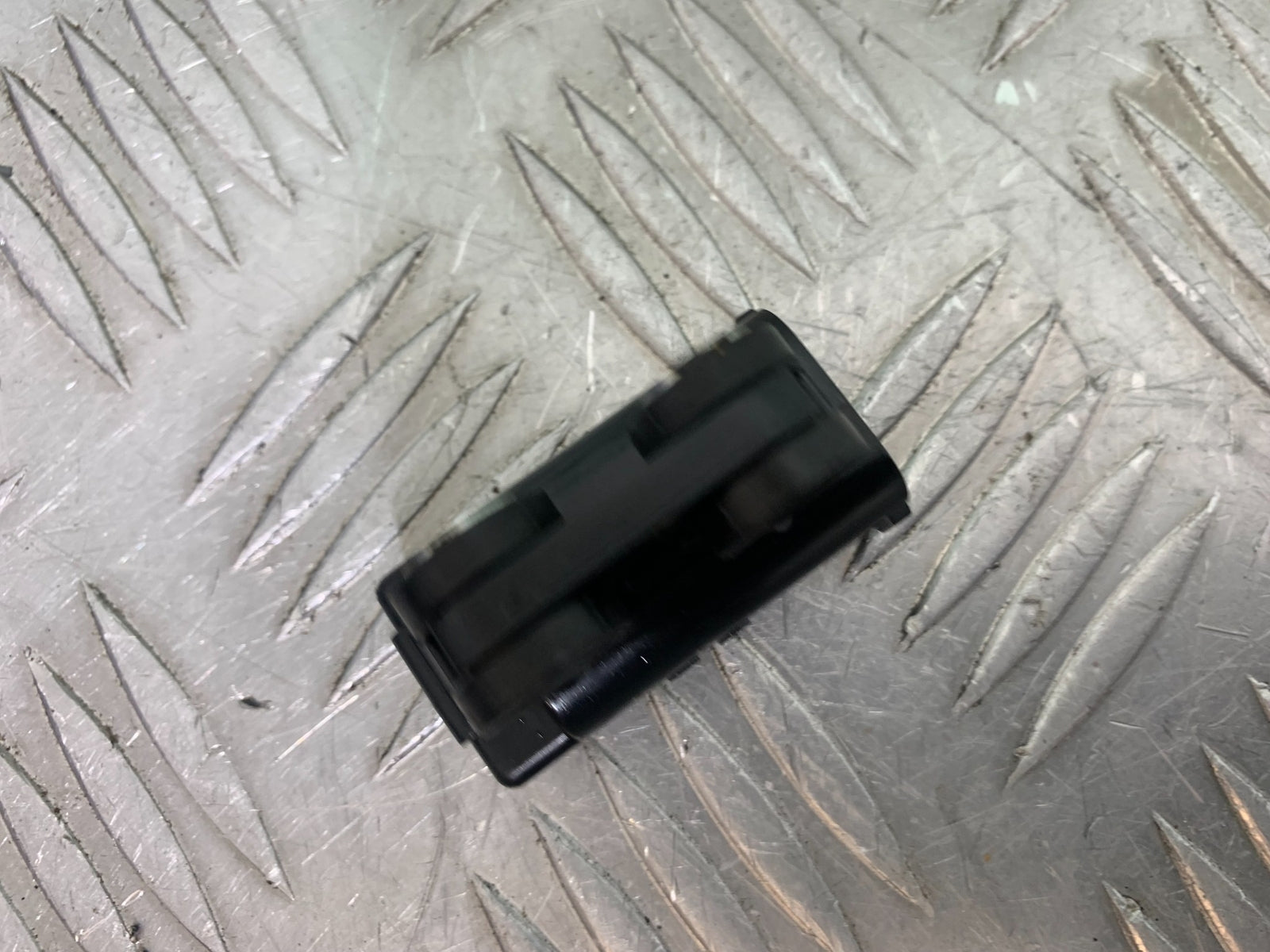 TRIUMPH TRIDENT 660 TILT SENSOR  YEAR 2021-2024 (CMB1148)