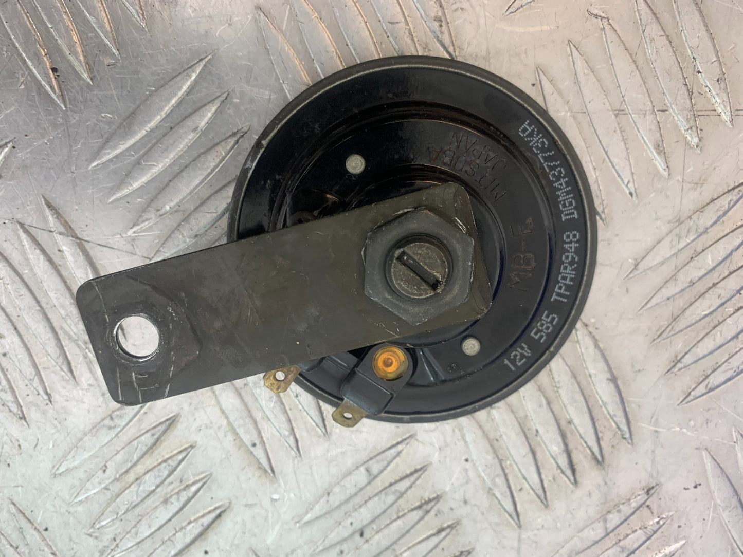 HONDA VTX1300 S-6  HORN  YEAR 2004-09 (CMB1159)