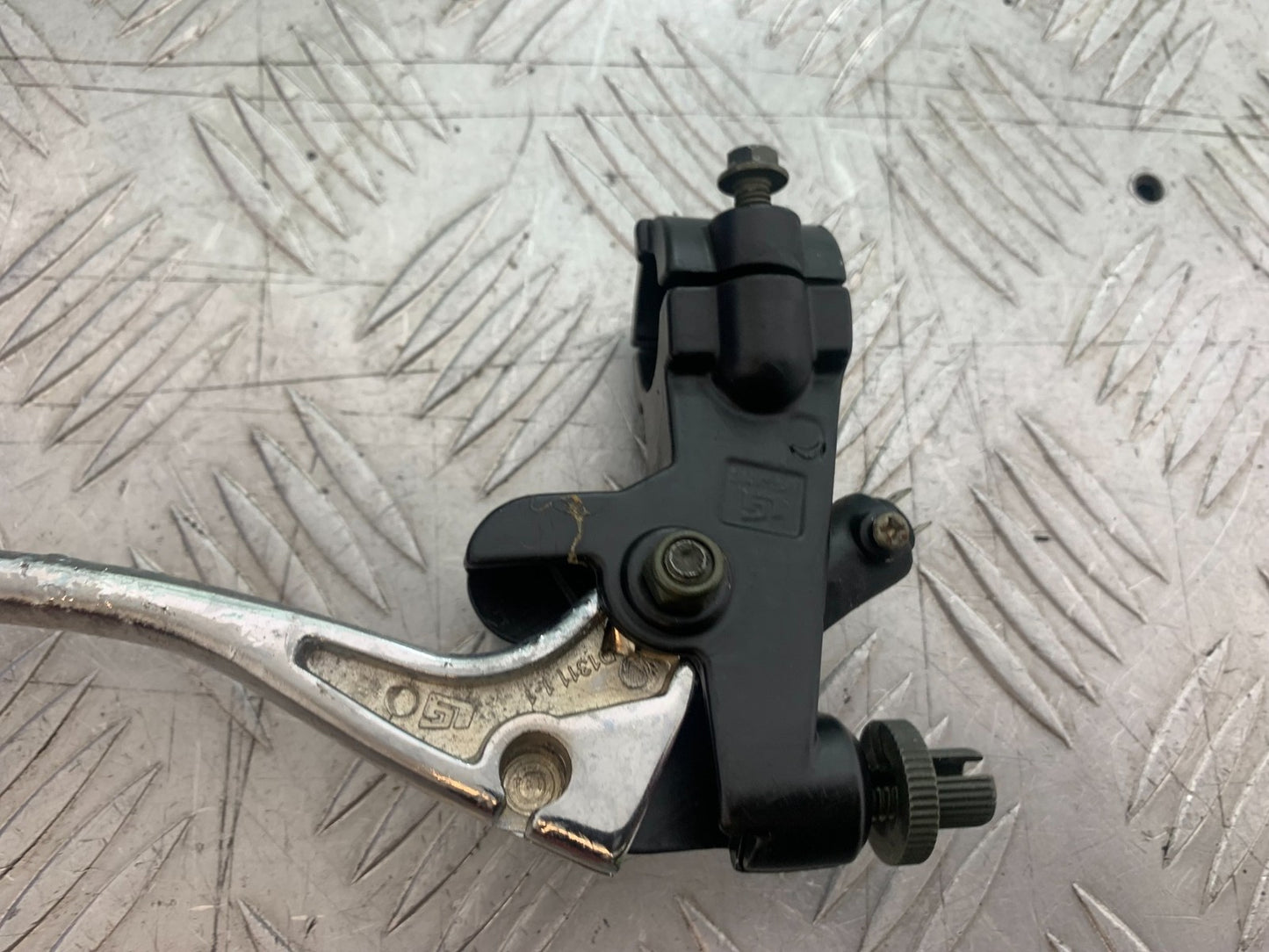 PIONEER NEVADA XF125 CLUTCH LEVER AND BRACKET  YEAR 2009 (CMB1214)