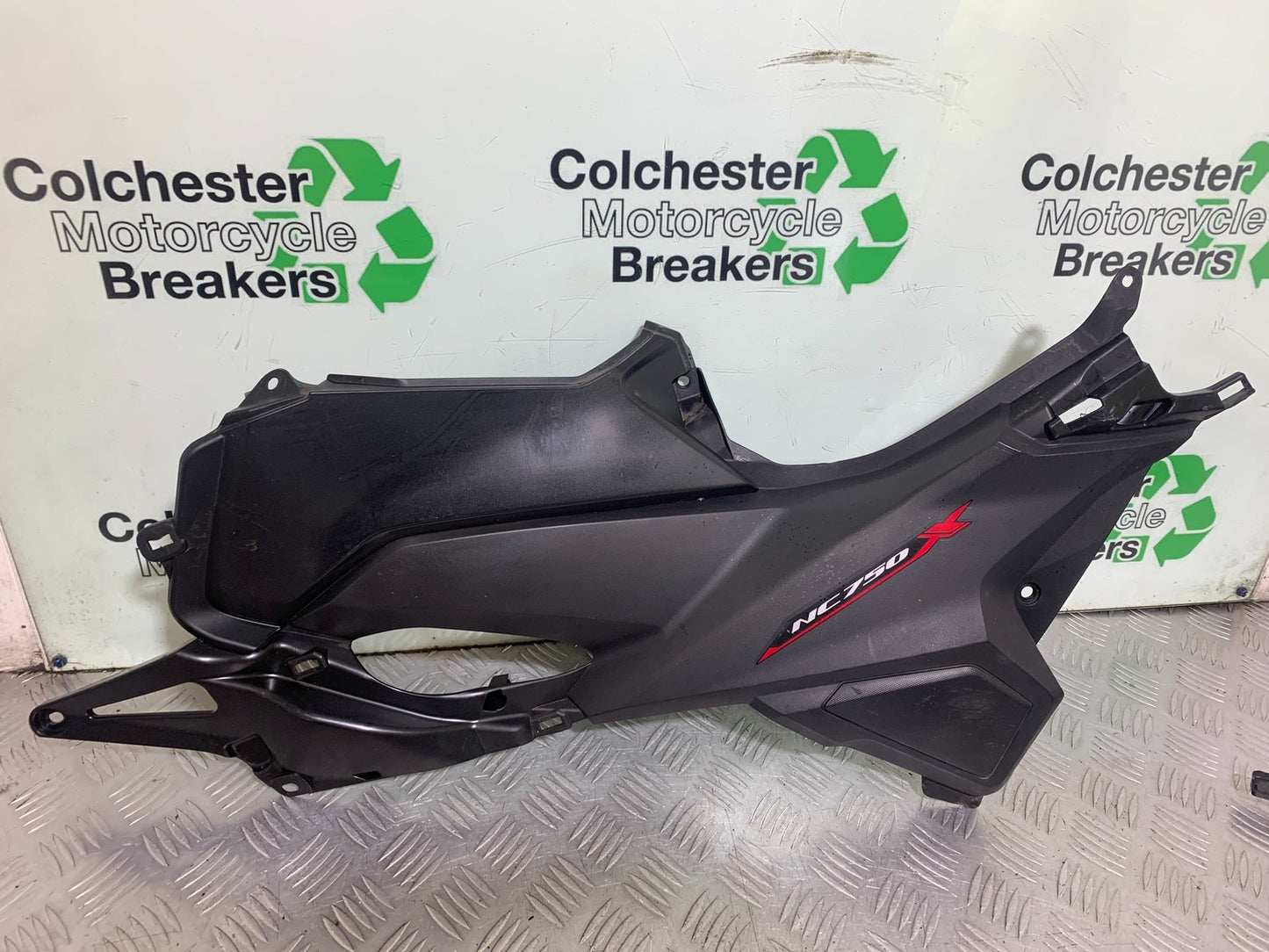 HONDA NC750 NC 750 X DCT LEFT TANK PANEL FAIRING YEAR 2019 (CMB1223)