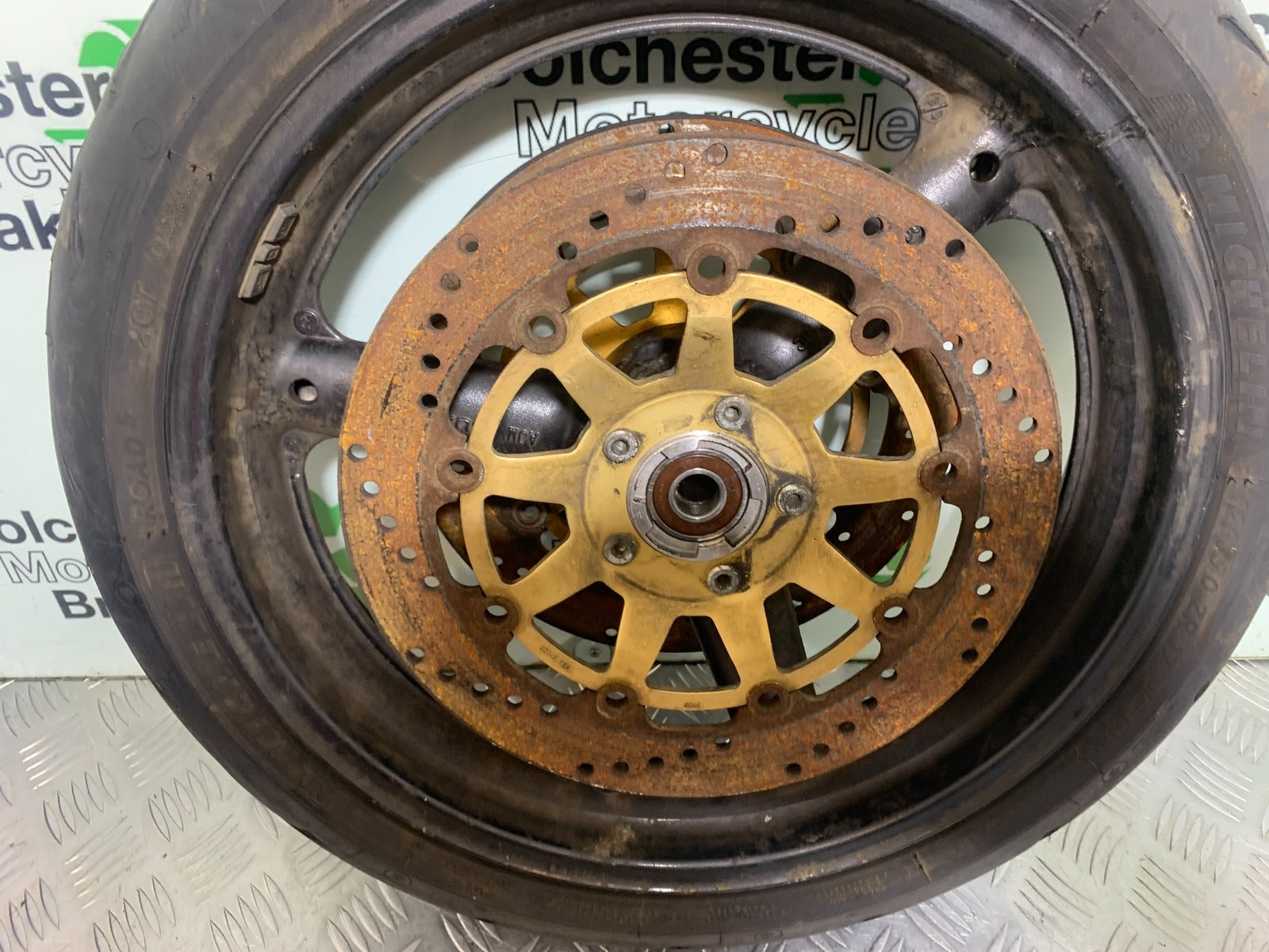 SUZUKI GSF1200  GSF 1200 BANDIT FRONT WHEEL   YEAR 1997-2000 (CMB1149)