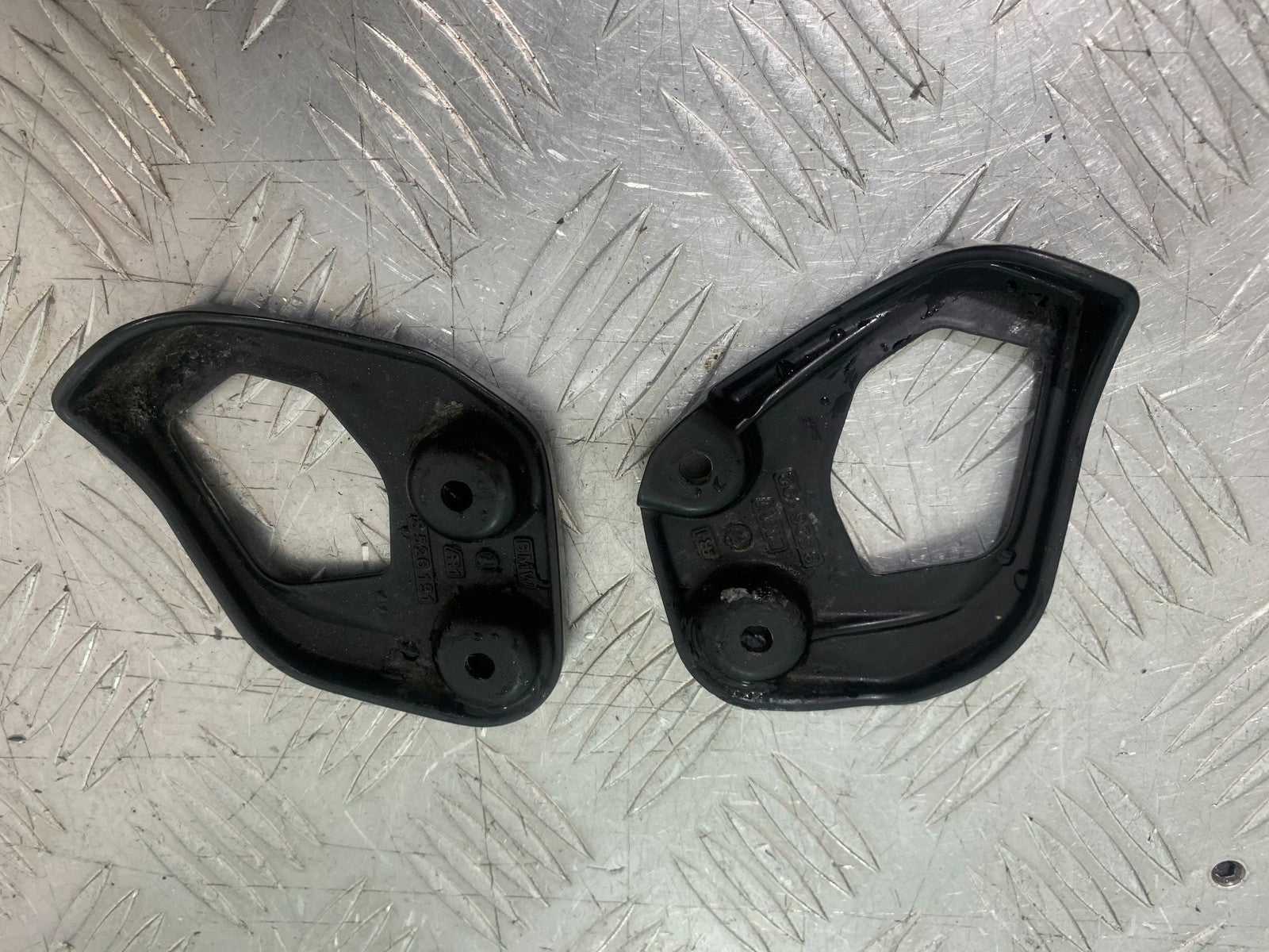 BMW R1200 R 1200 GS HEEL PLATES  YEAR 2013-2016 (CMB1257)