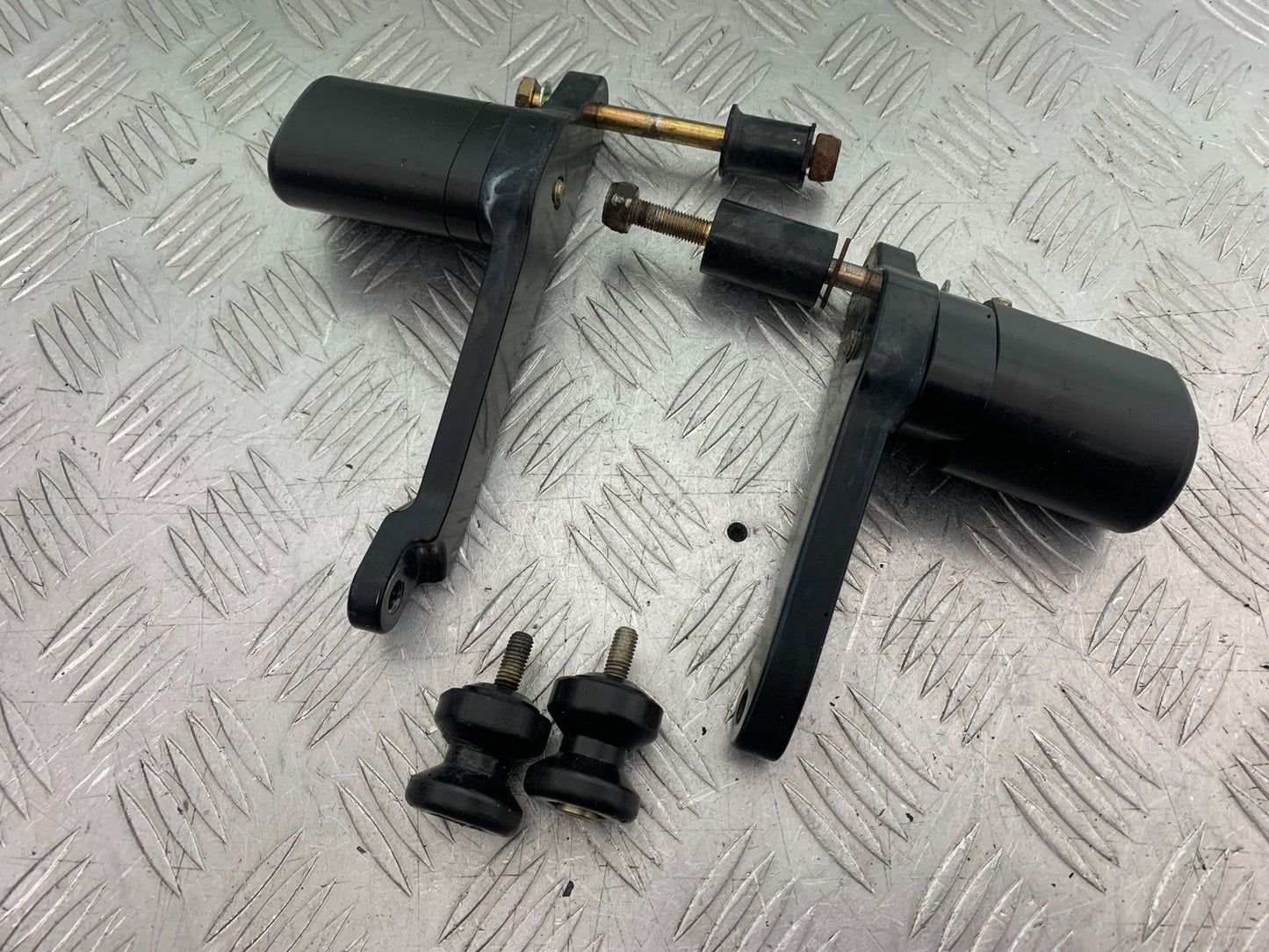 TRIUMPH 675 STREET TRIPLE RX R&G CRASH PROTECTORS   2015- 2017 (CMB1299)