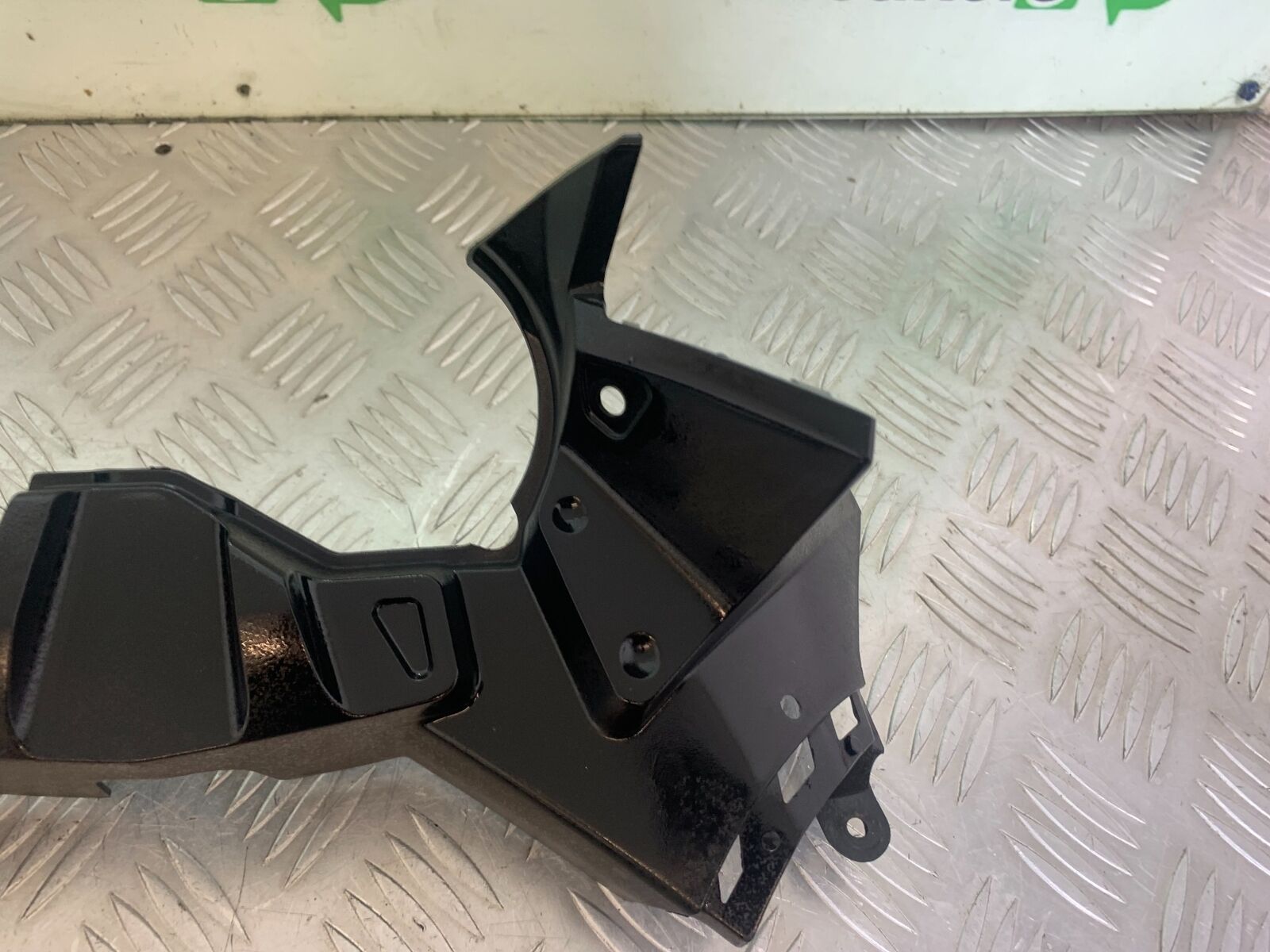YAMAHA XJ6 XJ6-S CLOCK SURROUND   YEAR 2009-2015  (CMB1070)