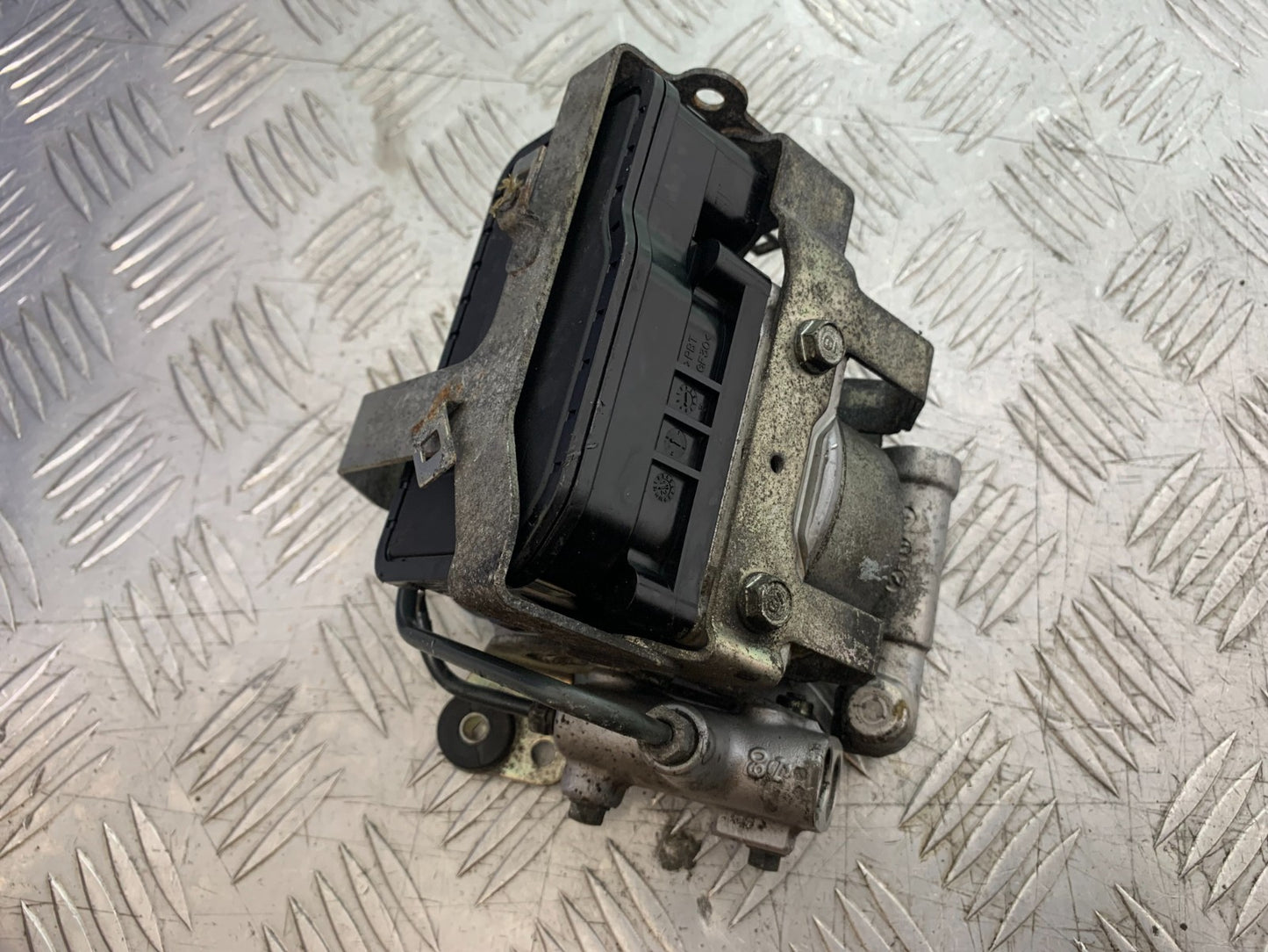 HONDA NC700 X ABS PUMP  YEAR 2012-2014 (CMB1327)