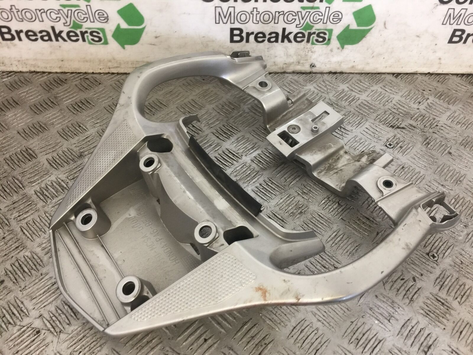 HONDA ST1300 ST 1300 GRAB RAIL   2008-2013 (STOCK 737)