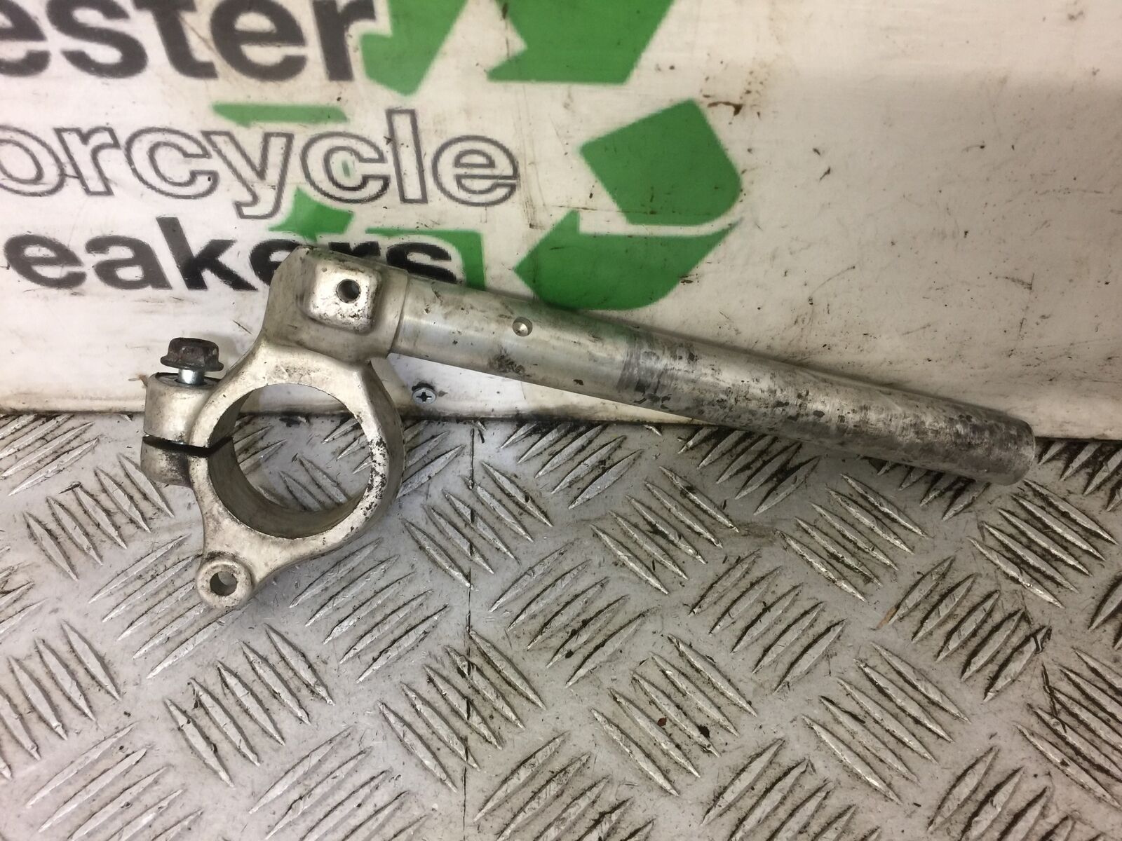 SUZUKI GSXR600 GSXR 600 SRAD RIGHT BAR   YEAR 1997  (STOCK 519)