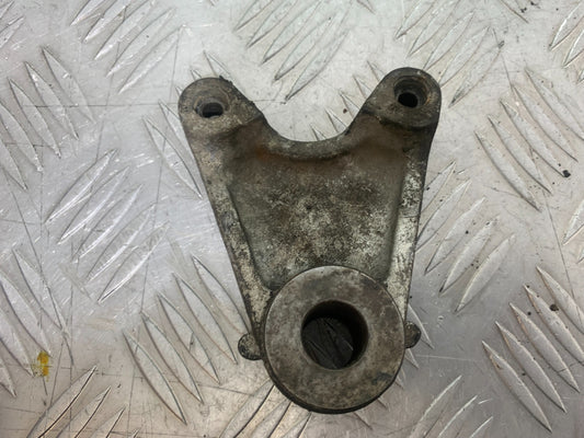 KAWASAKI ZZR1100 D REAR CALIPER BRACKET  YEAR 1993-2001 (CMB1164)