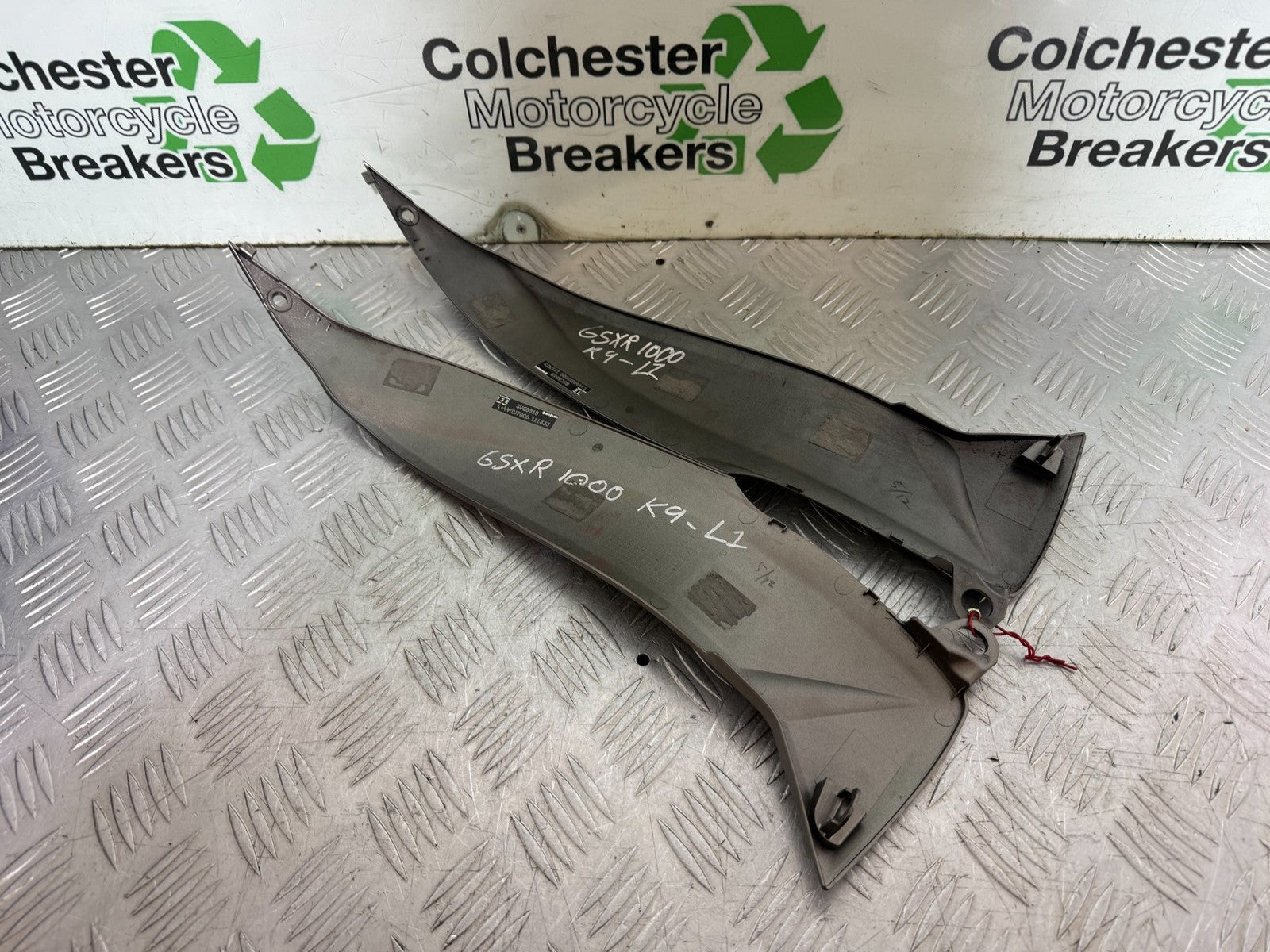 SUZUKI GSXR1000 GSXR 1000 LEFT AND RIGHT FRAME COVERS 2009-2016