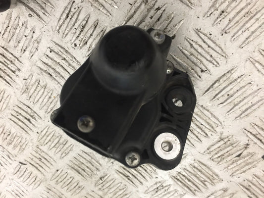 YAMAHA FZ1-N EXHAUST SERVO MOTOR    YEAR 2006-2012  (STOCK 787)