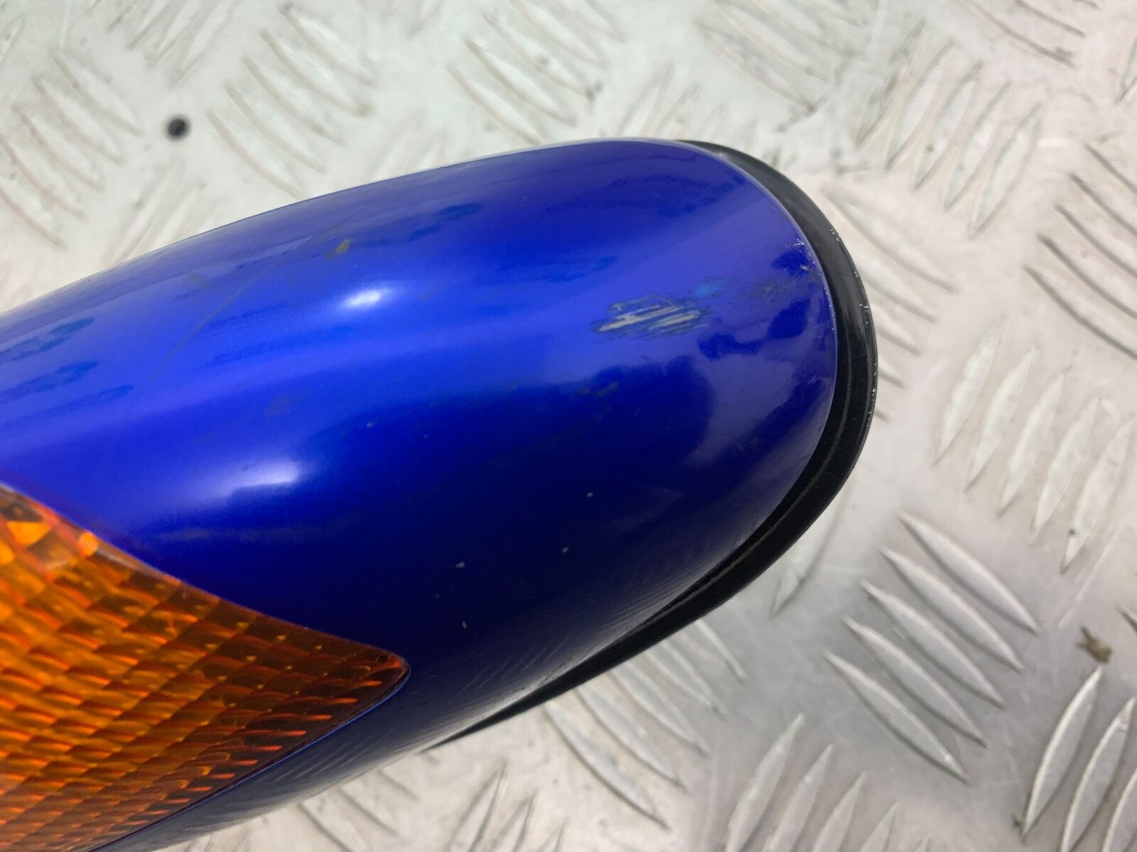 HONDA CBR1100 BLACKBIRD RIGHT MIRROR     YEAR 1999-2005 (CMB1103)