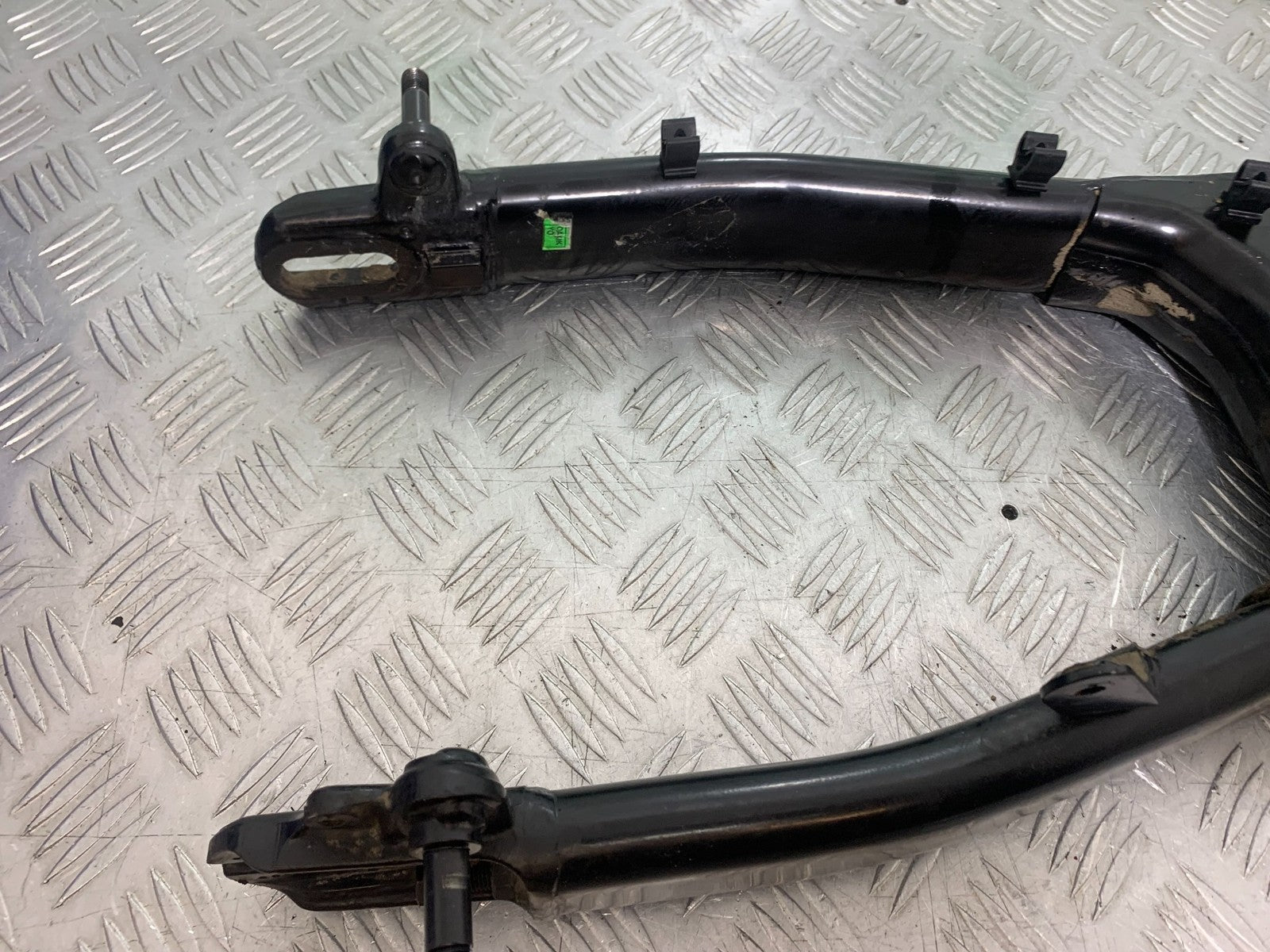 BSA 650 GOLD STAR SWINGARM YEAR 2022-2025 (CMB1262)