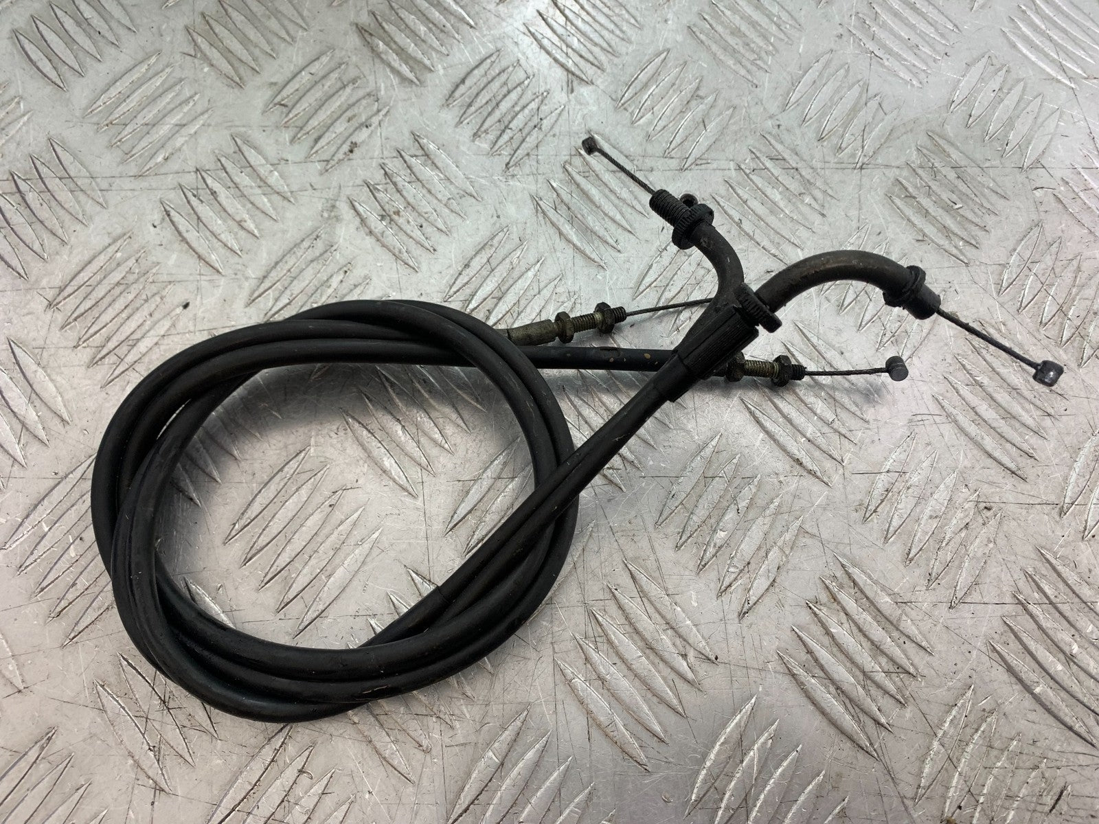 YAMAHA XV1100 XV 1100 VIRAGO THROTTLE CABLES   1990-1999 (CMB1243)