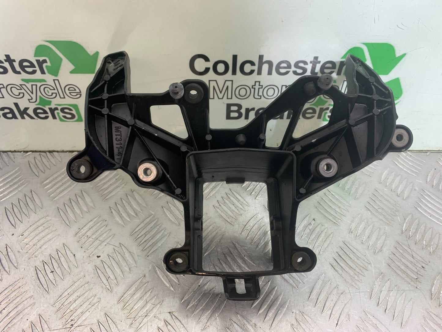 BMW S1000 RR FAIRING BRACKET   YEAR 2015-2018 (CMB1246)