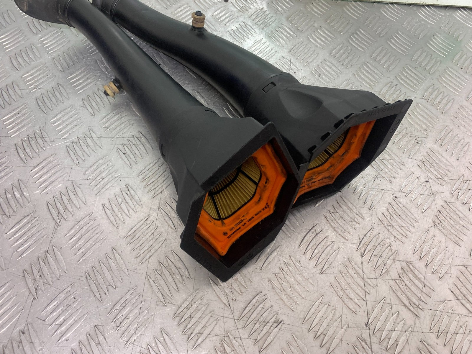 BMW K1300 S K 1300 S AIR TUBES  YEAR 2009-16 (CMB1216)