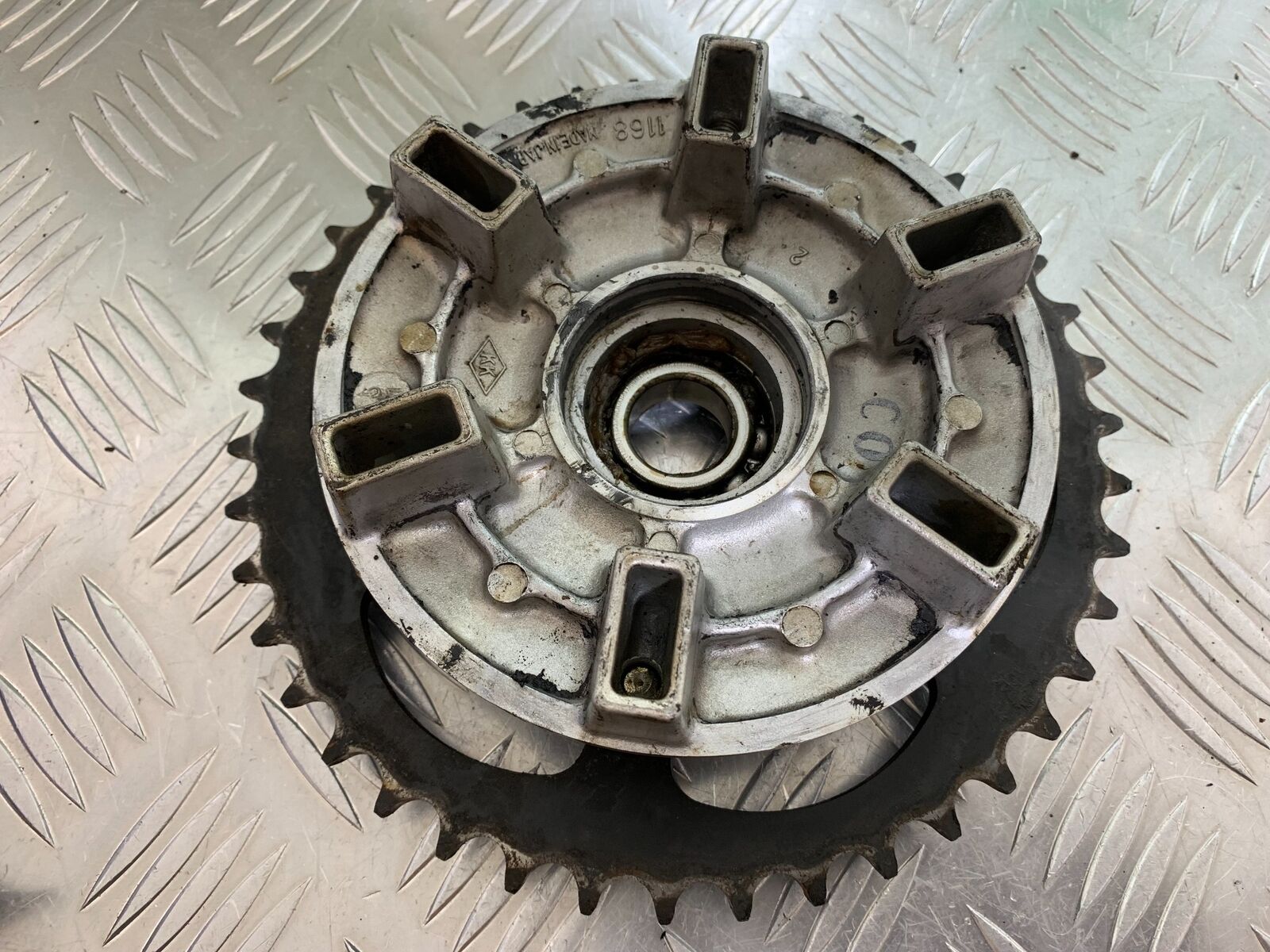 KAWASAKI ER5 ER 5 SPROCKET CARRIER  YEAR 1997-2007 (CMB1003)