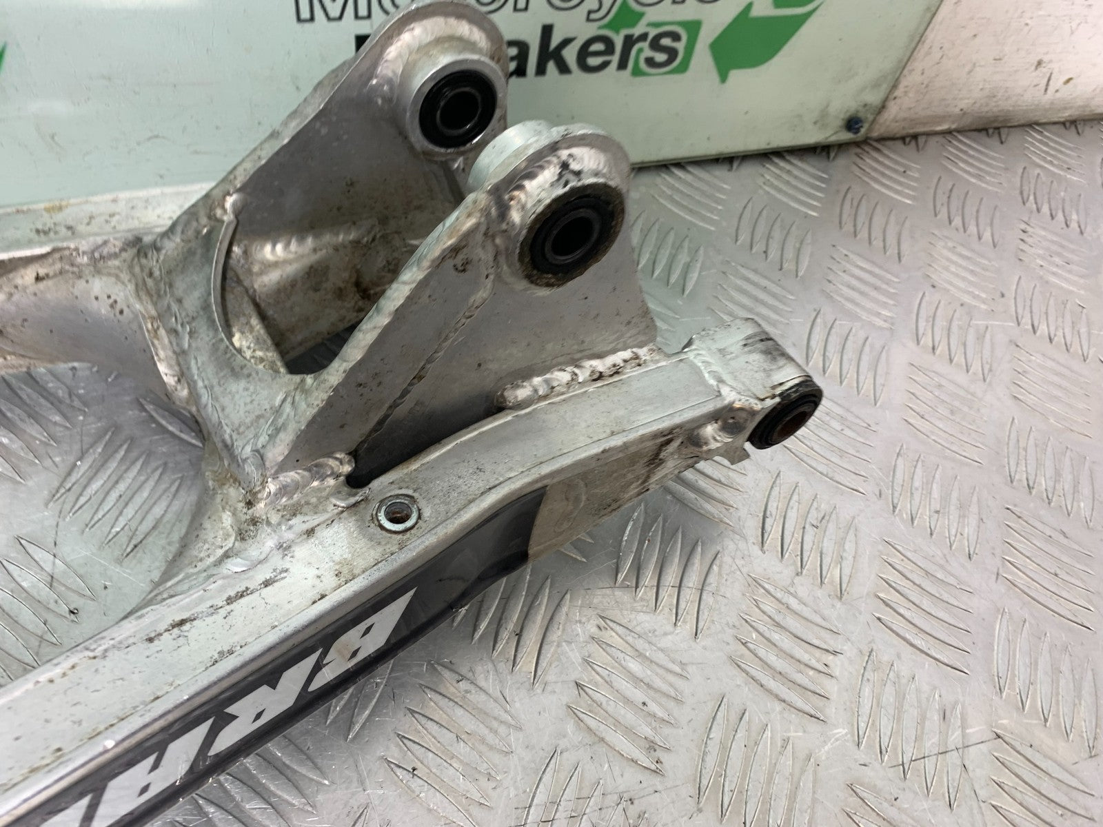 QINGQI QM125 GY-2B SWINGARM  YEAR 2016 (CMB1228)