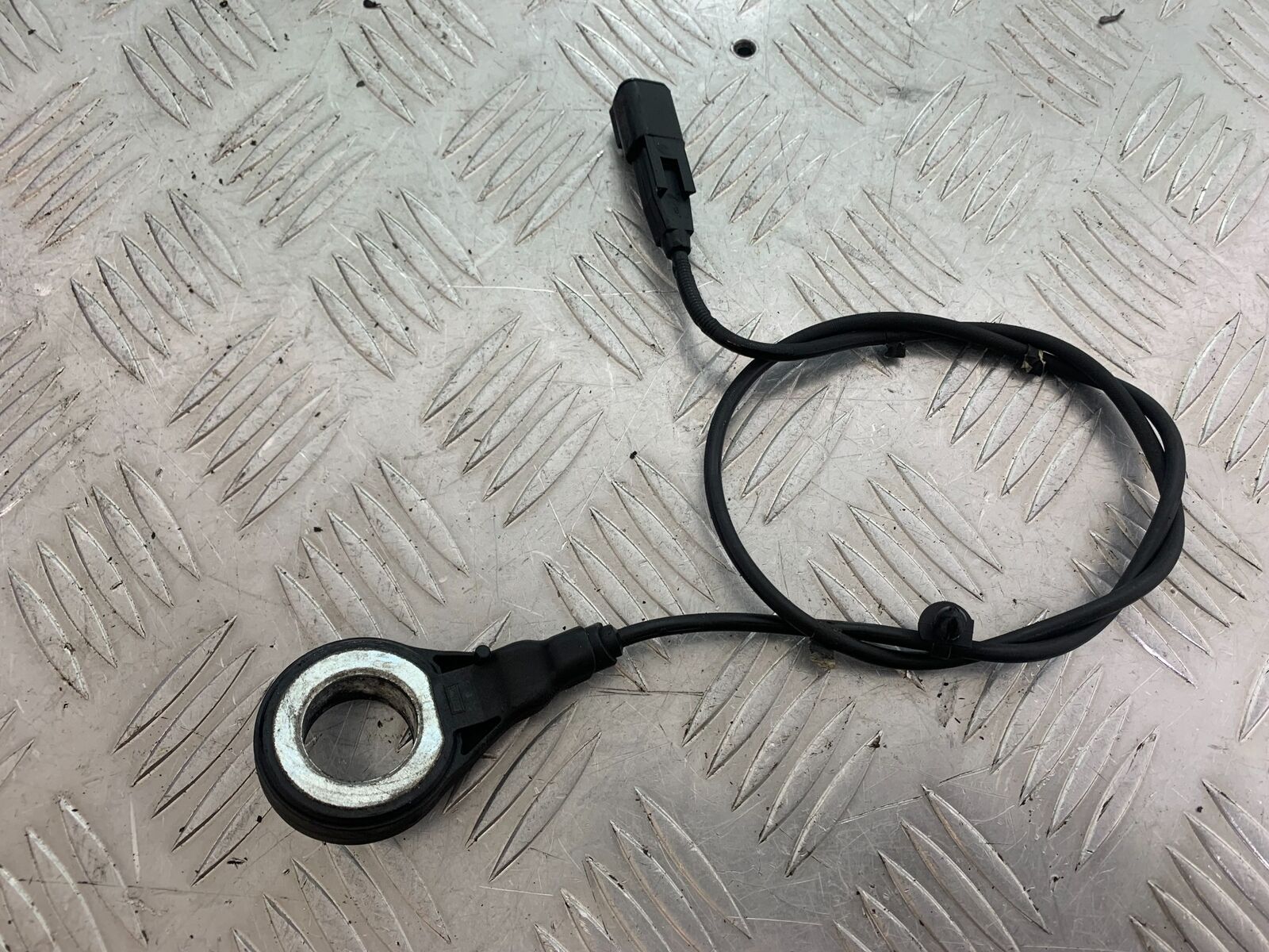 HARLEY DAVIDSON XL883 N IROD REAR ABS SENSOR YEAR 2020  (CMB1116)