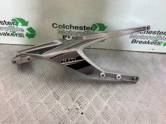 KTM 690 DUKE R LC4 RIGHT SUBFRAME YEAR 2012-2015  (CMB1180)