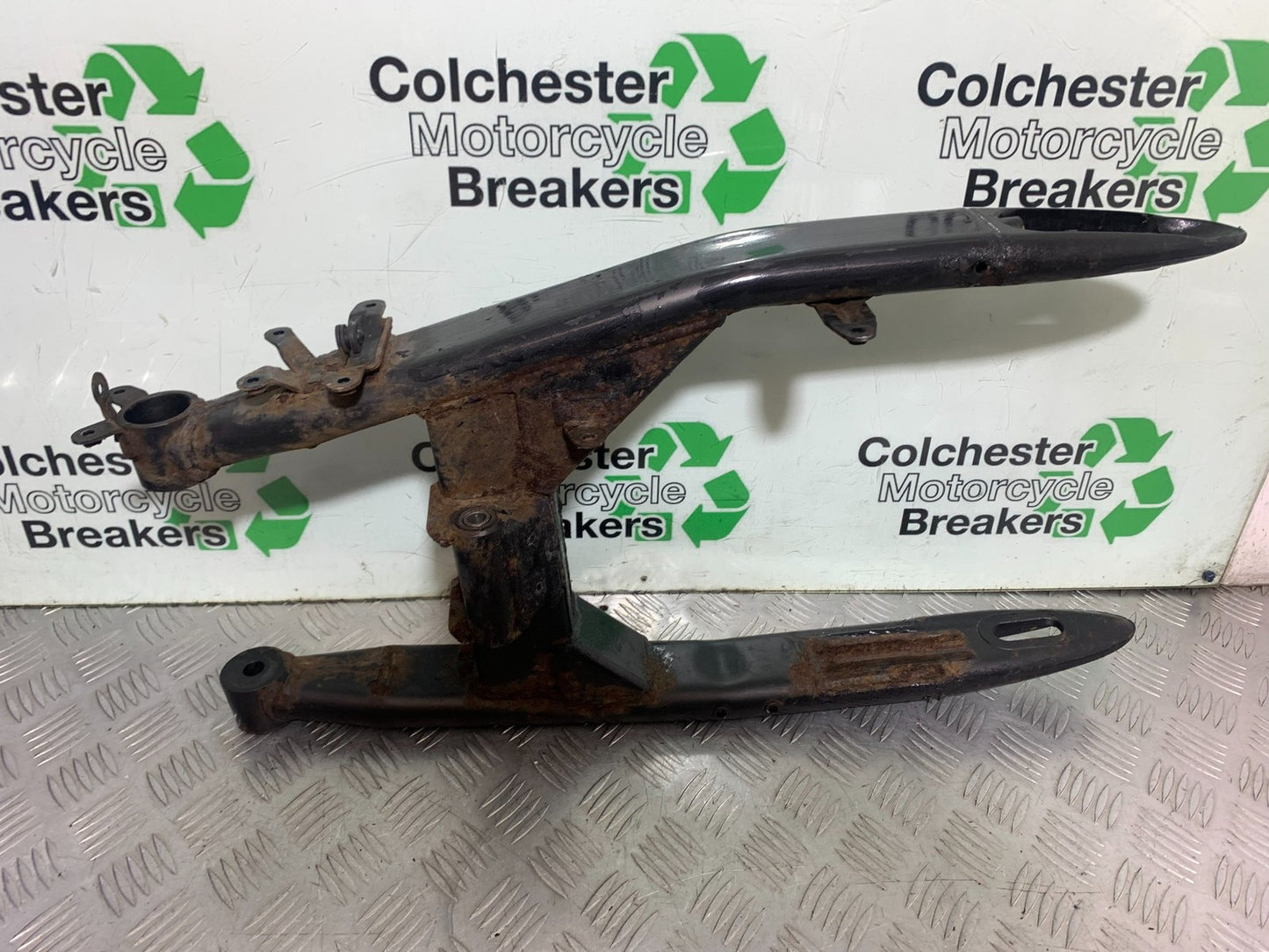 YAMAHA XVS 1300 MIDNIGHT STAR SWINGARM YEAR 2007-16 (CMB1200)
