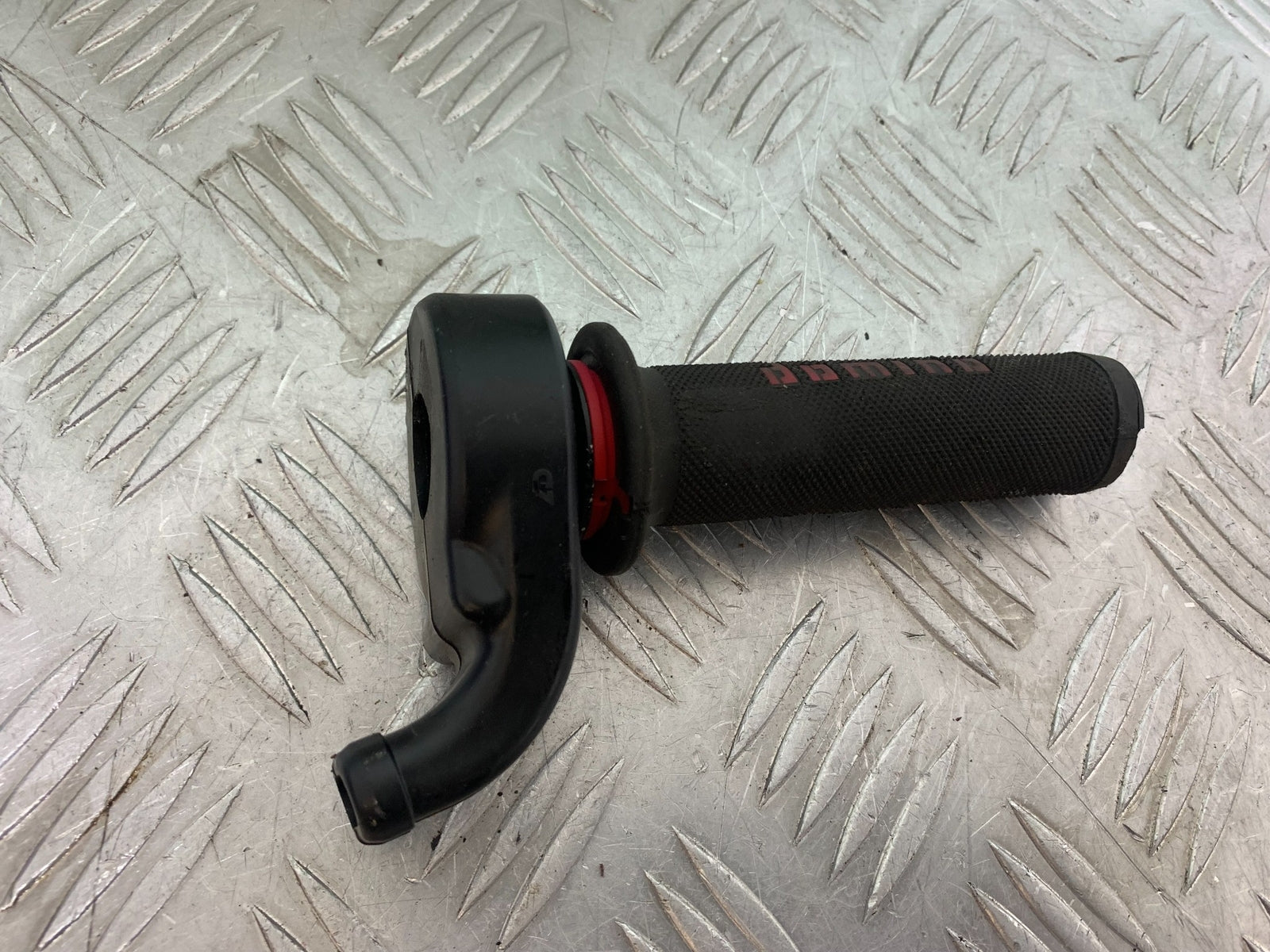 KAWASAKI ZX10R ZX 10R THROTTLE AND GRIP   YEAR 2011-2015 (CMB1154)