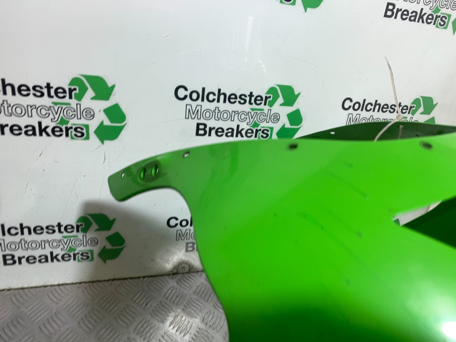 KAWASAKI ZX9R ZX9 R TOP FAIRING  YEAR 1998-1999 (CMB1329)