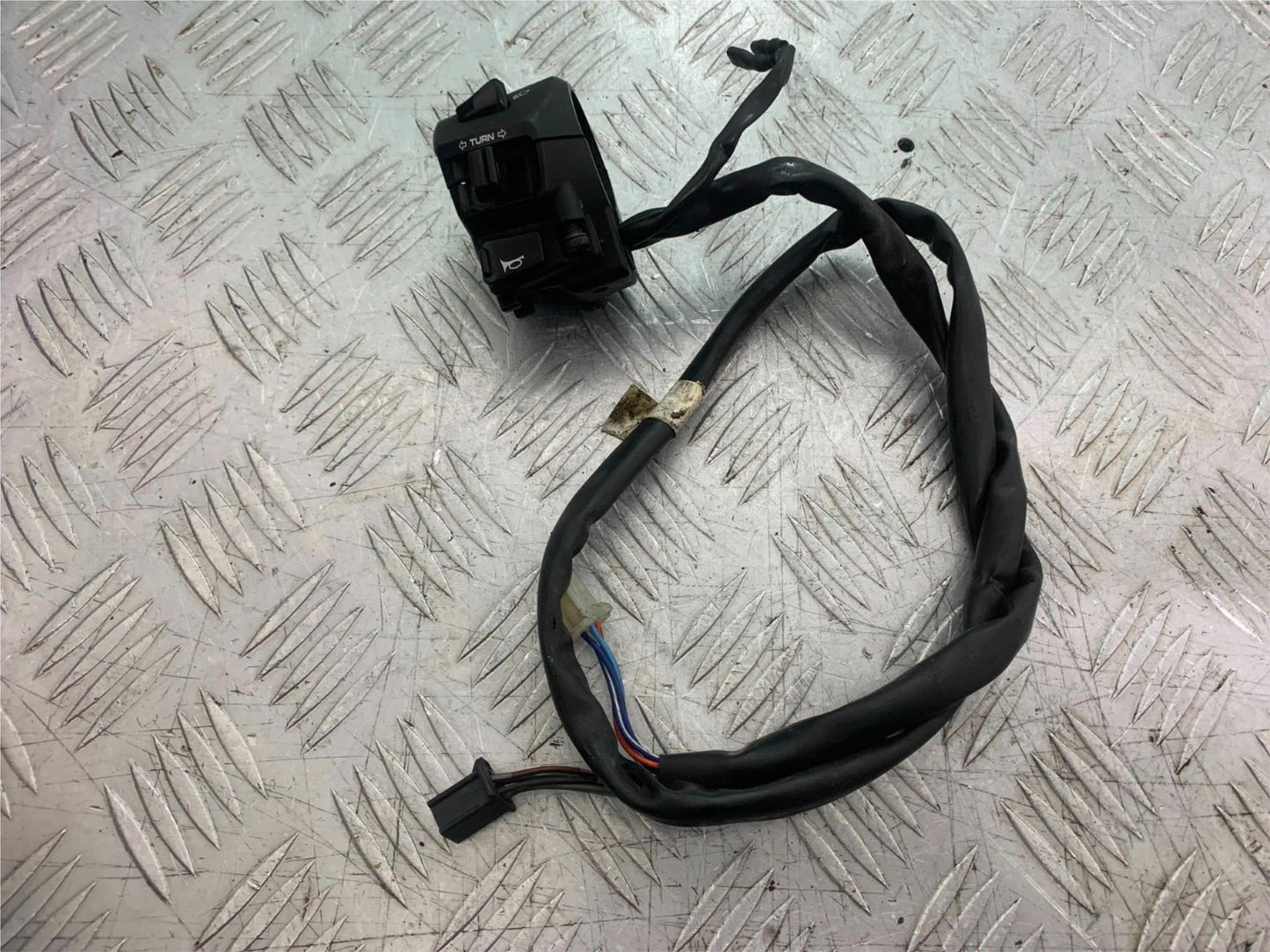 HONDA NT 700 V DEAUVILLE LEFT SWITCH GEAR  YEAR 2006-2010 (CMB1298)