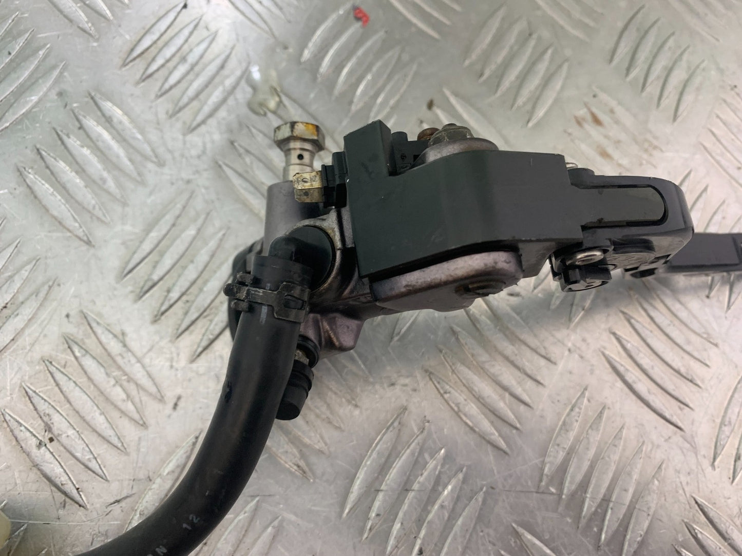 YAMAHA YZF R1 4C8 FRONT MASTER CYLINDER YEAR 2007-2008 (CMB1237)