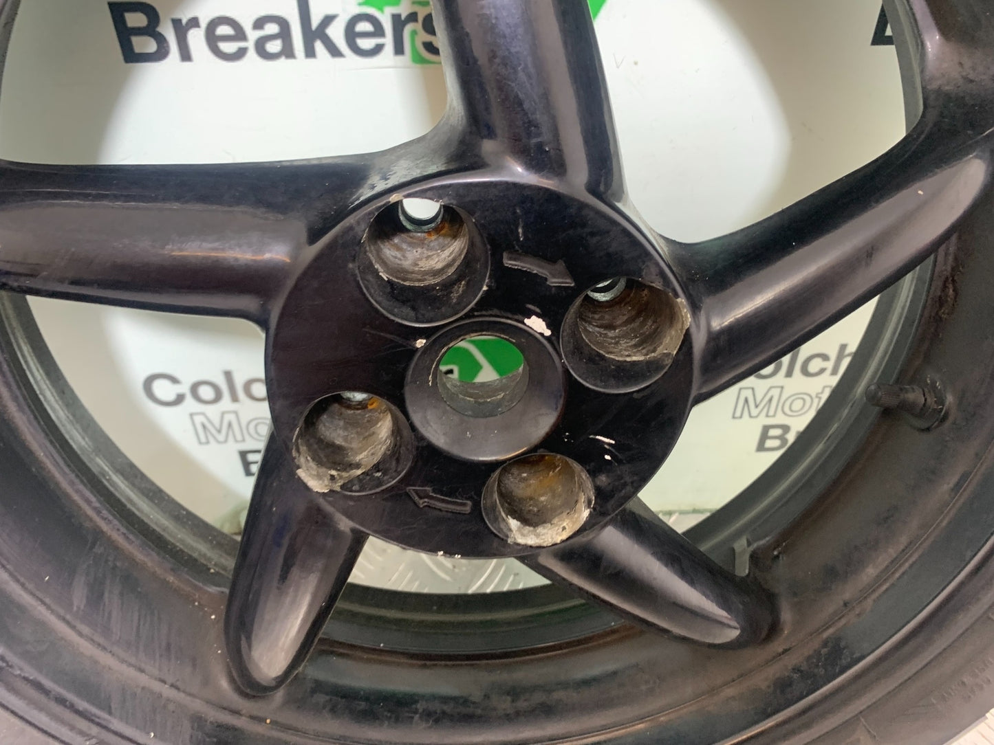 HONDA VFR750 VFR 750 F REAR WHEEL   YEAR 1994-1997 (CMB1156)