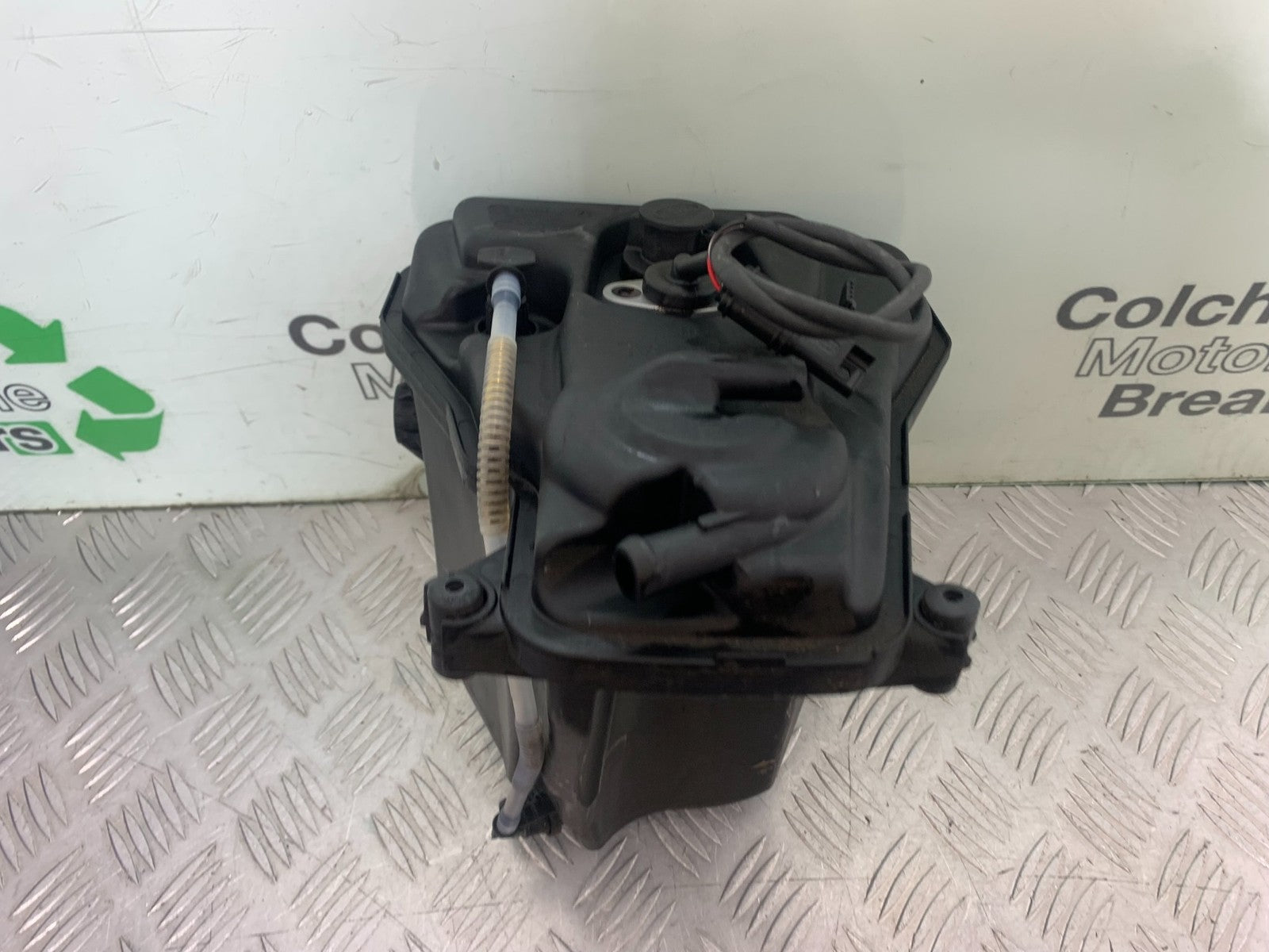 BMW K1300 S K 1300 S OIL TANK  YEAR 2009-16 (CMB1216)