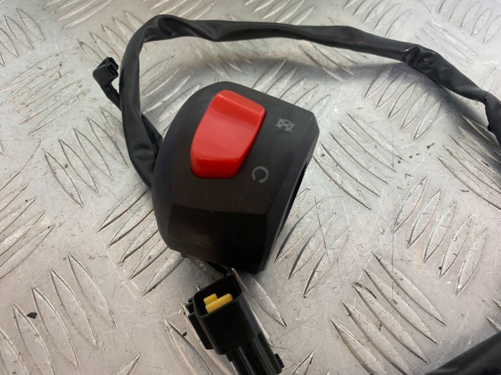 SINNIS TERRAIN 125 RIGHT SWITCH GEAR  YEAR 2024 (CMB1072)