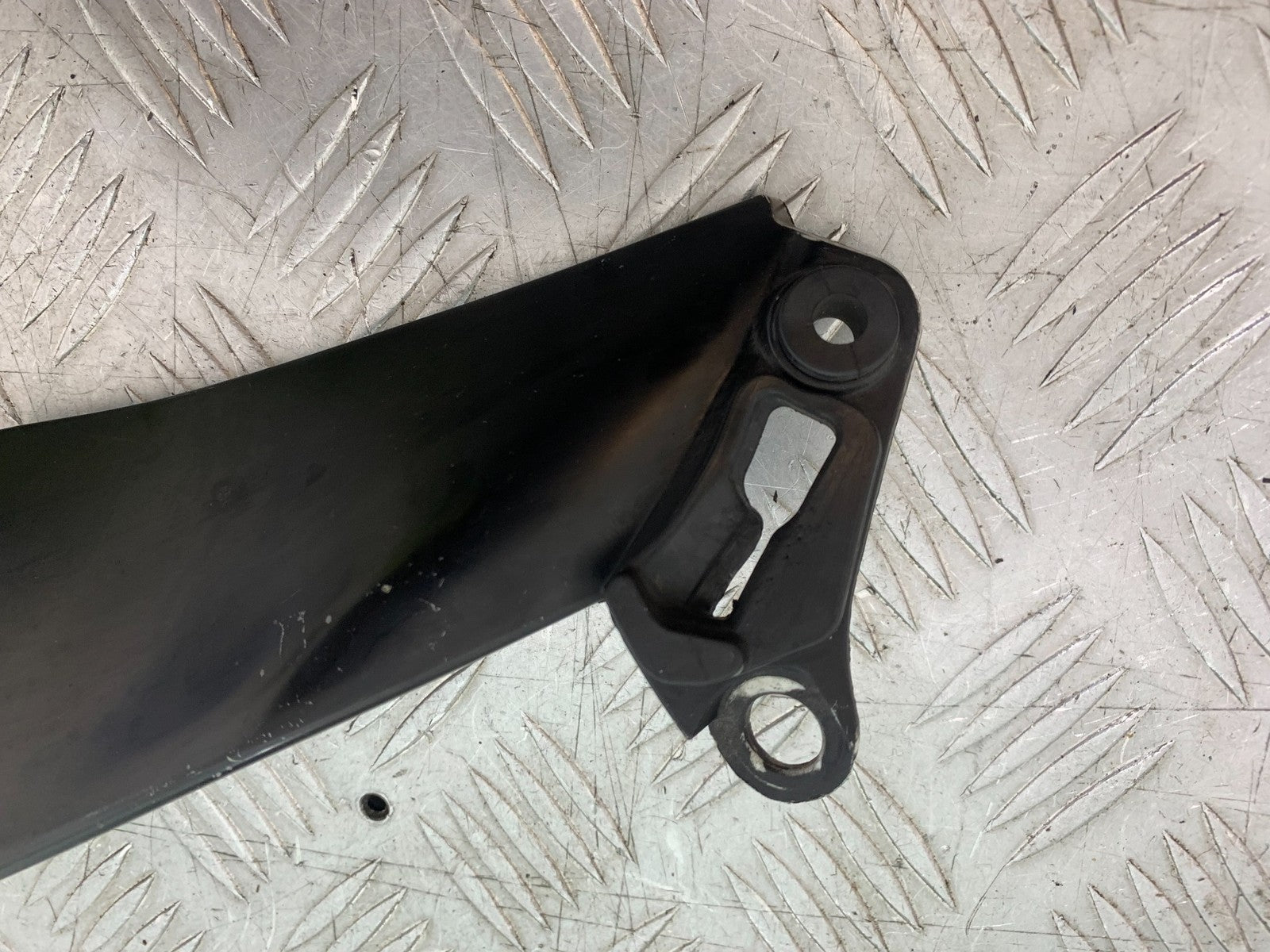 MV AGUSTA 800 F3 INFILL PANEL YEAR 2017-2019 (CMB1227)