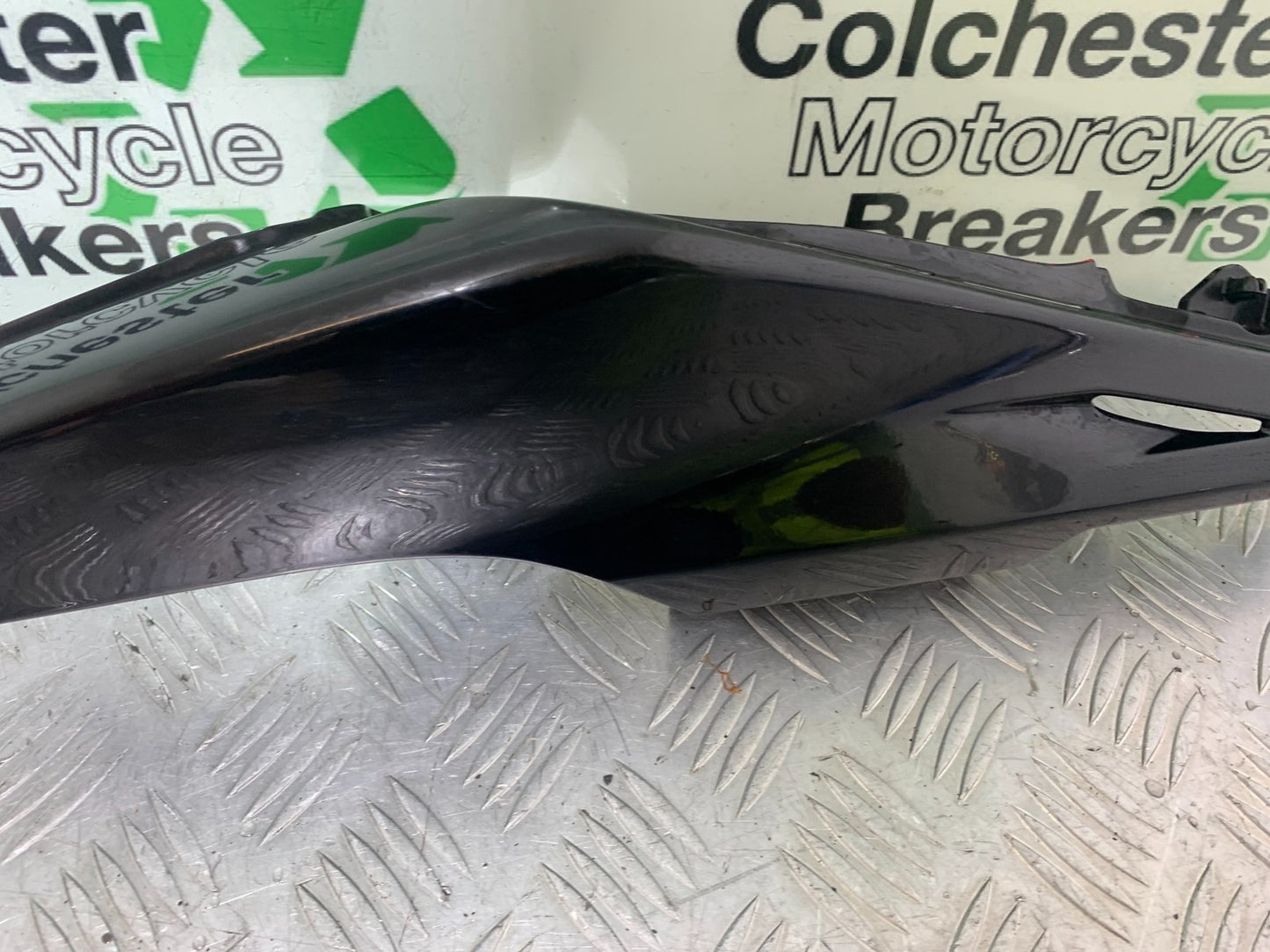HONDA CB500 F CB500F LEFT SEAT PANEL YEAR 2013-2015  (CMB1235)