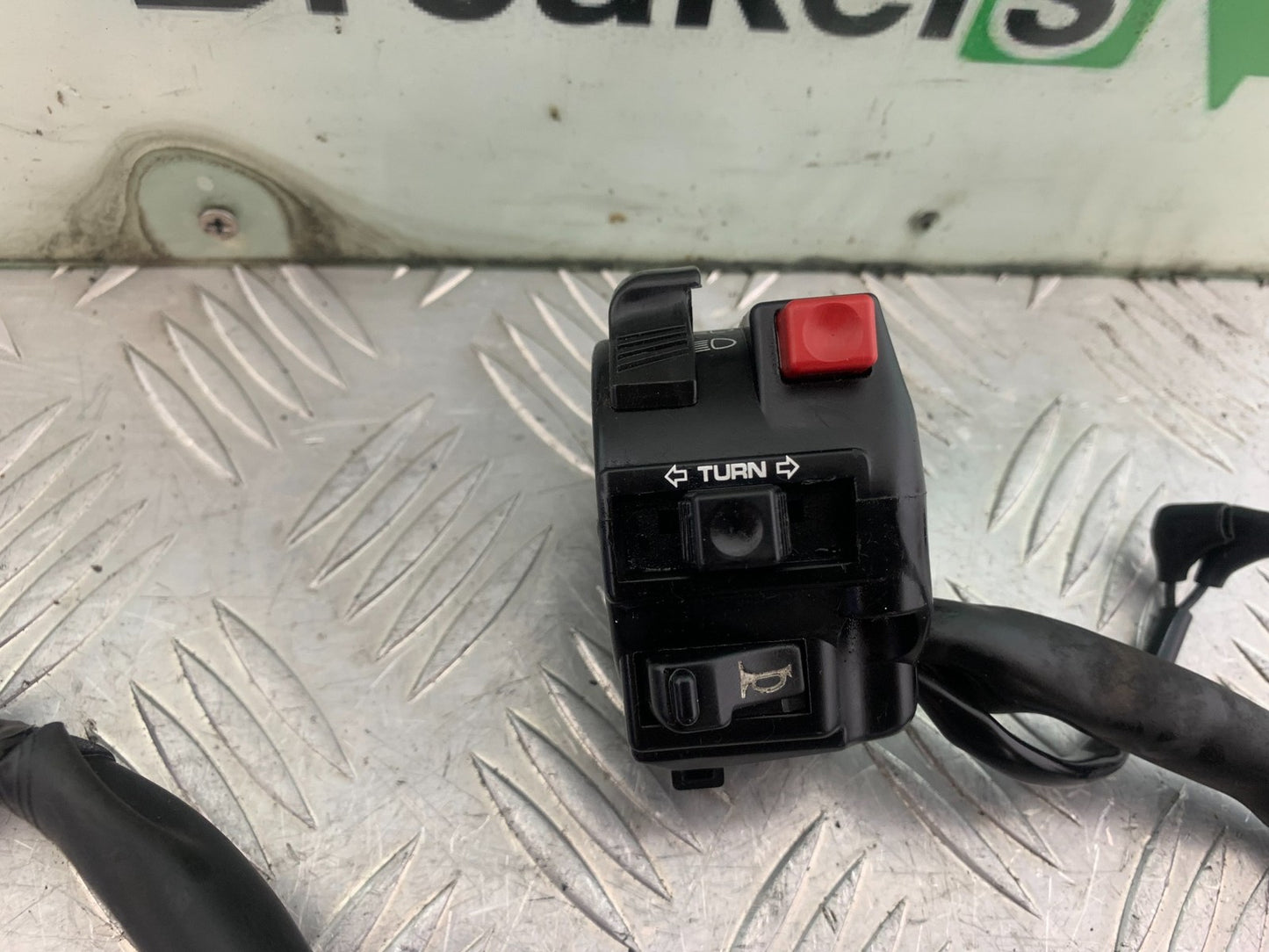 HONDA CBR1000 RR CBR 1000RR FIREBLADE LEFT SWITCH GEAR 2008-2011 (CMB1179)