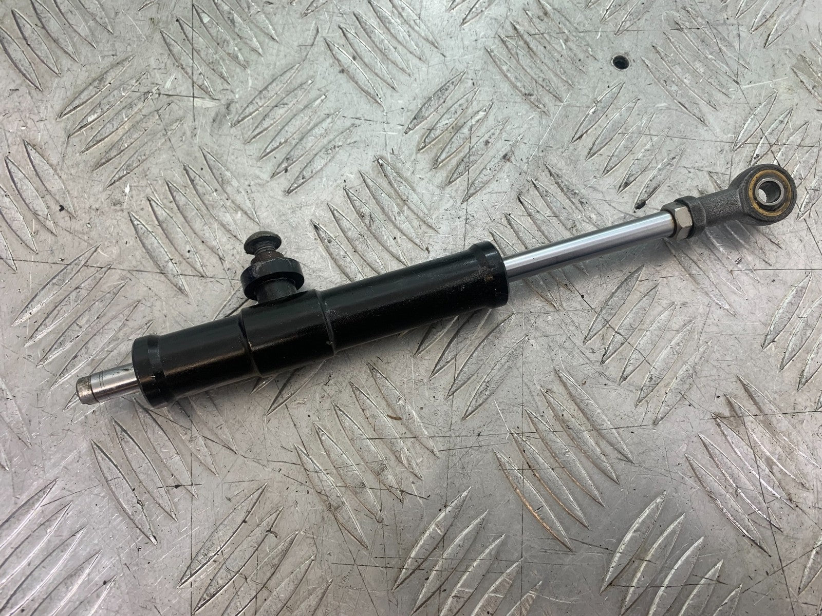BMW R850 R R850R STEERING DAMPER   YEAR 1994-2002 (CMB1170)