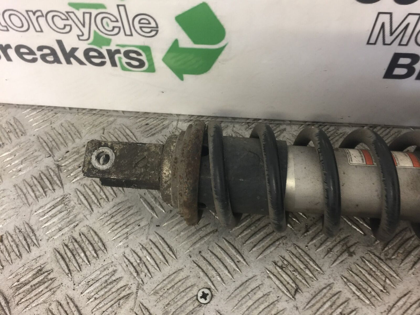 SUZUKI GSXR600 GSXR 600 K1 K2 REAR SHOCK  YEAR 2000
