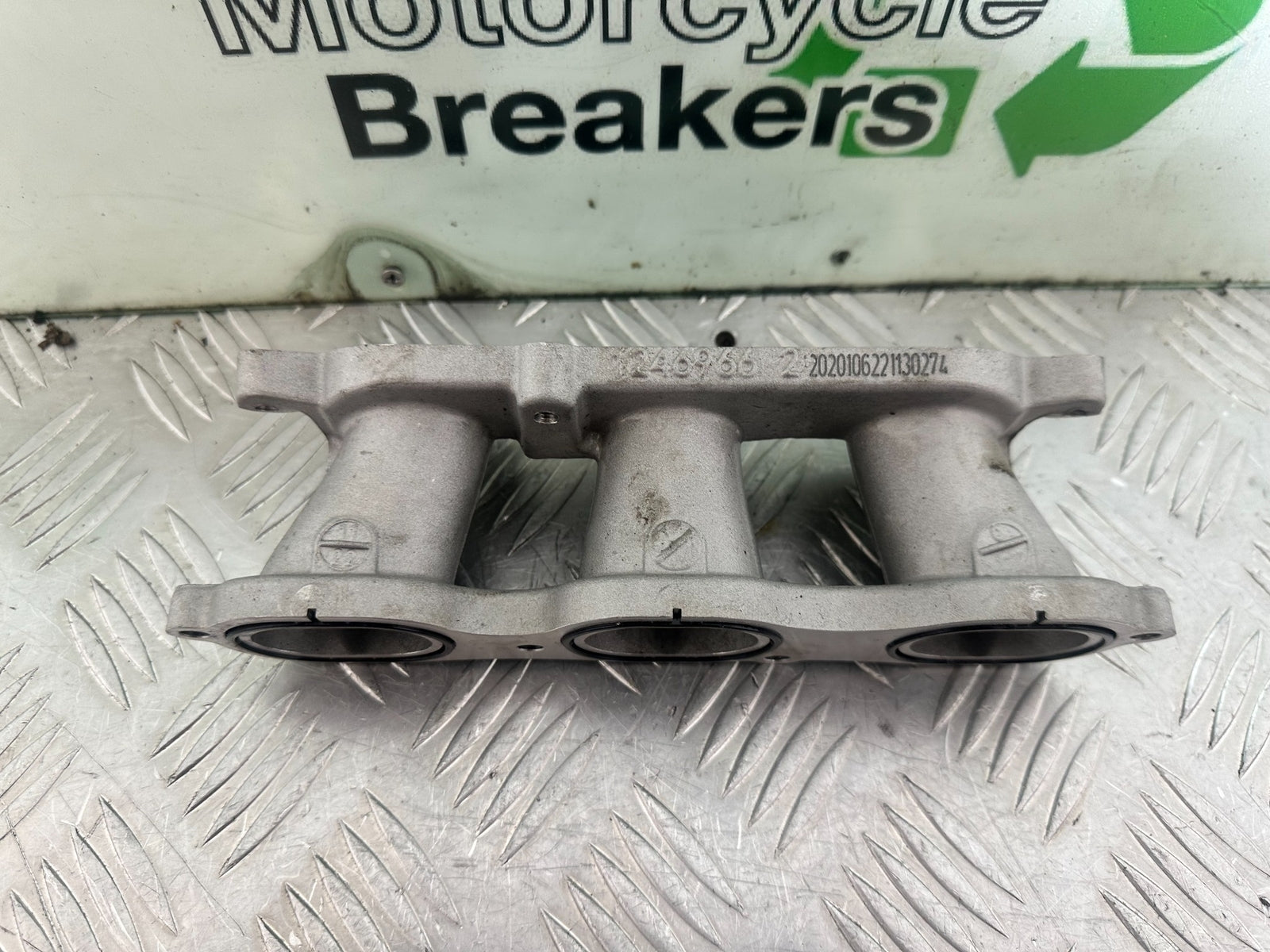 TRIUMPH TRIDENT 660 INLET MANIFOLD YEAR 2021-2024 (CMB1148)