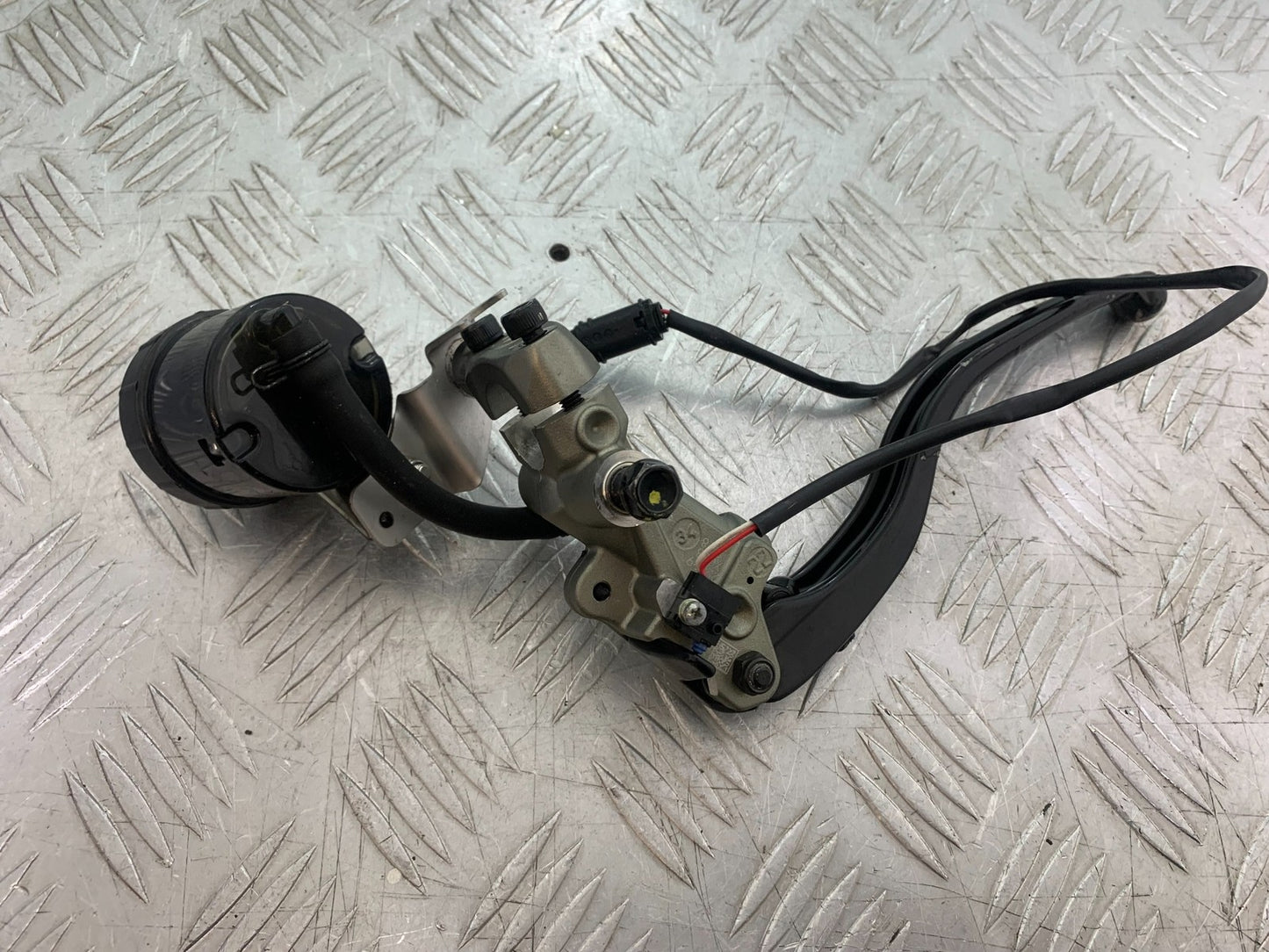 DUCATI 937 MONSTER FRONT MASTER CYLINDER  YEAR 2021-2024 (CMB1270)