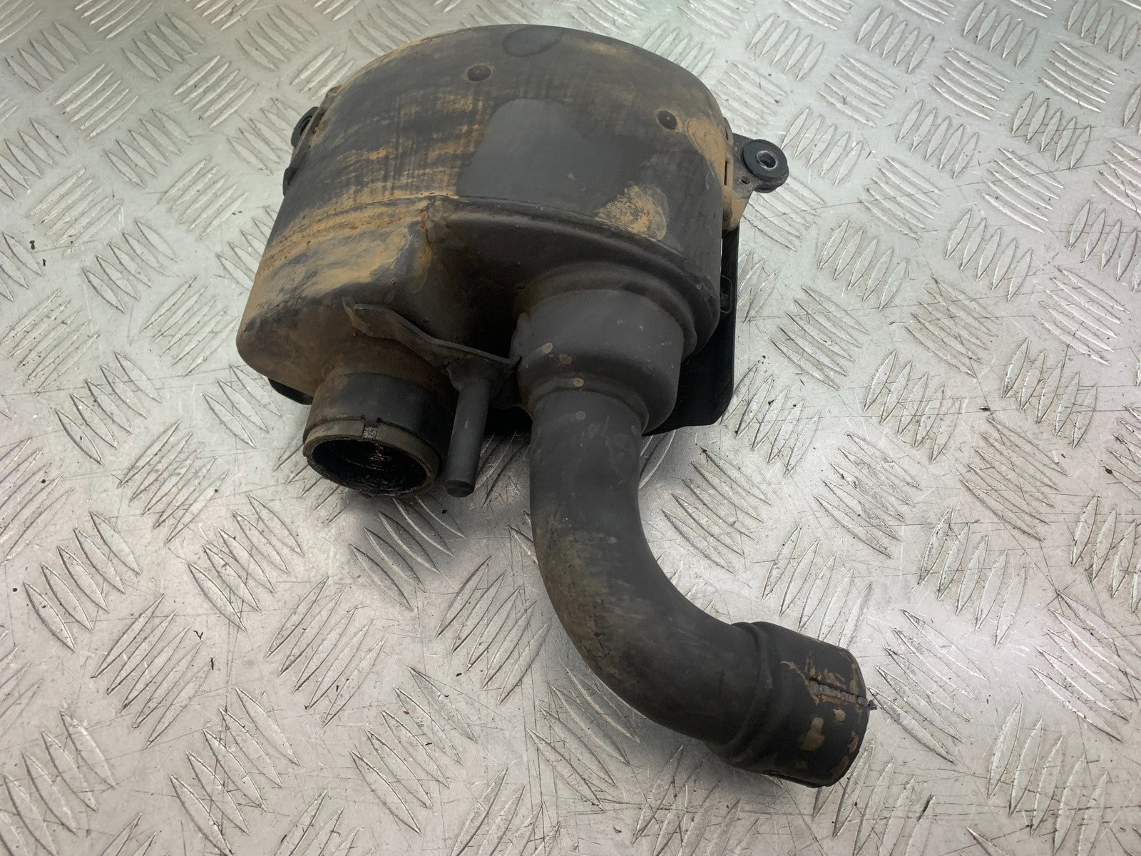 BSA 650 GOLD STAR EXHAUST COLLECTOR BOX   YEAR 2022-2025 (CMB1262)