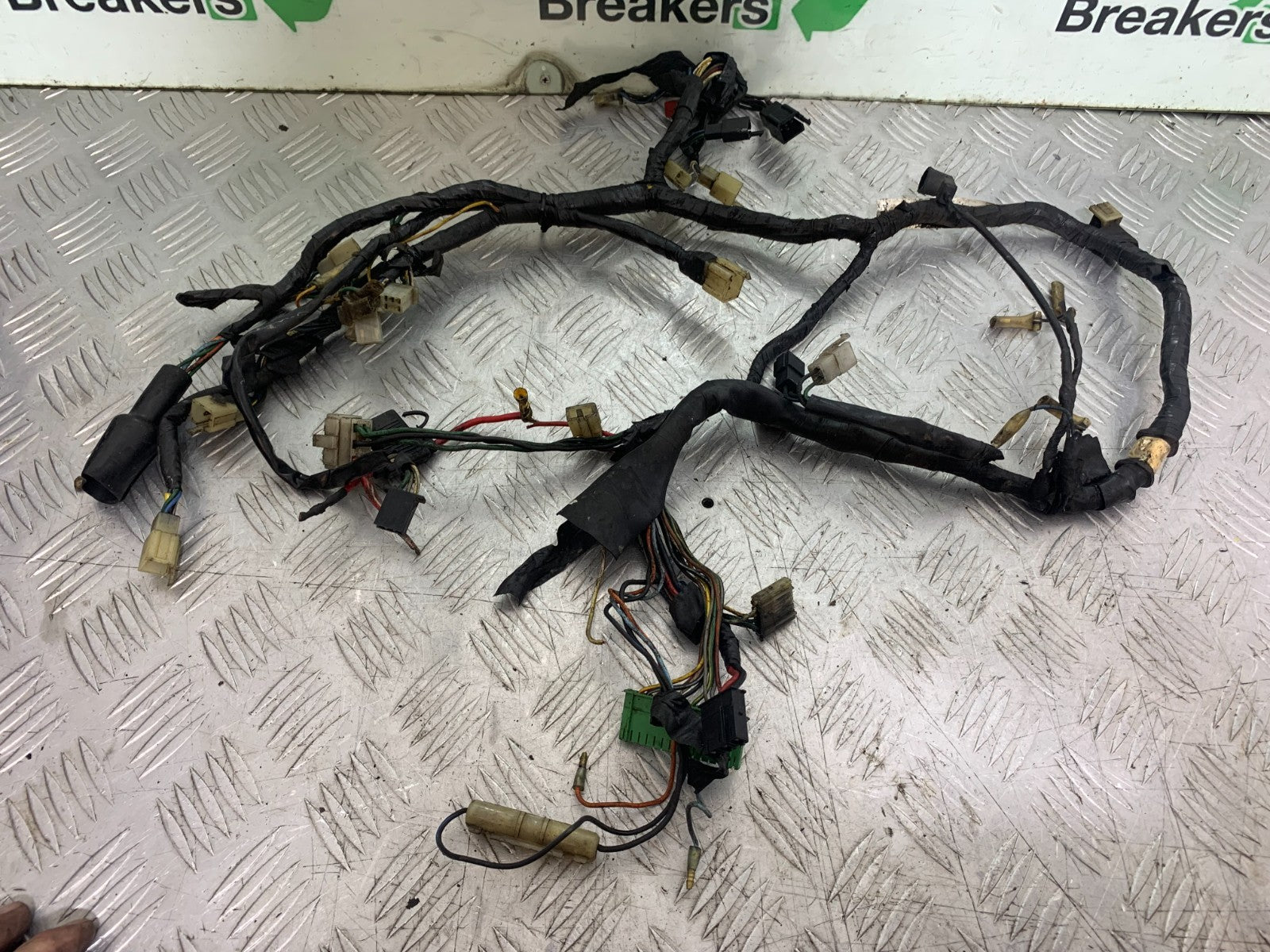 HONDA VT700 VT 700 SHADOW WIRING LOOM  (SOLD AS PARTS) YEAR 1984-85 (CMB1328)