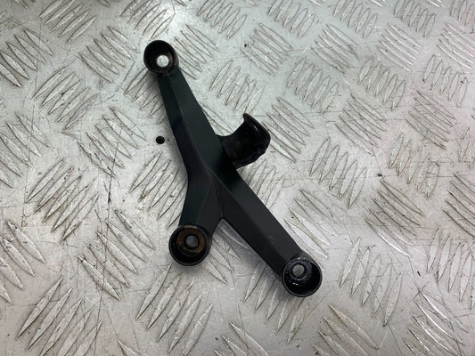 KTM DUKE 125 1X ENGINE BRACKET  YEAR 2017-2022 (CMB1274)