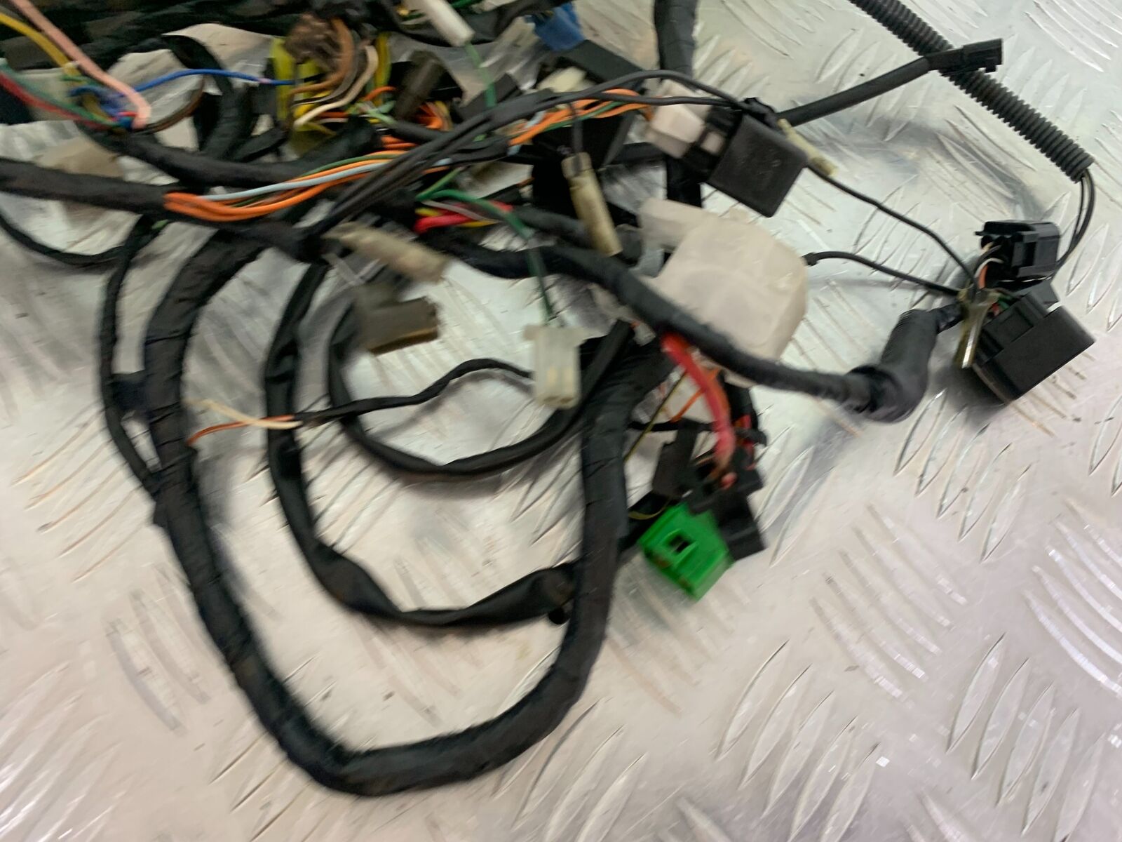 SUZUKI RF900 RF 900 WIRING LOOM YEAR 1994-1999 (CMB1020)