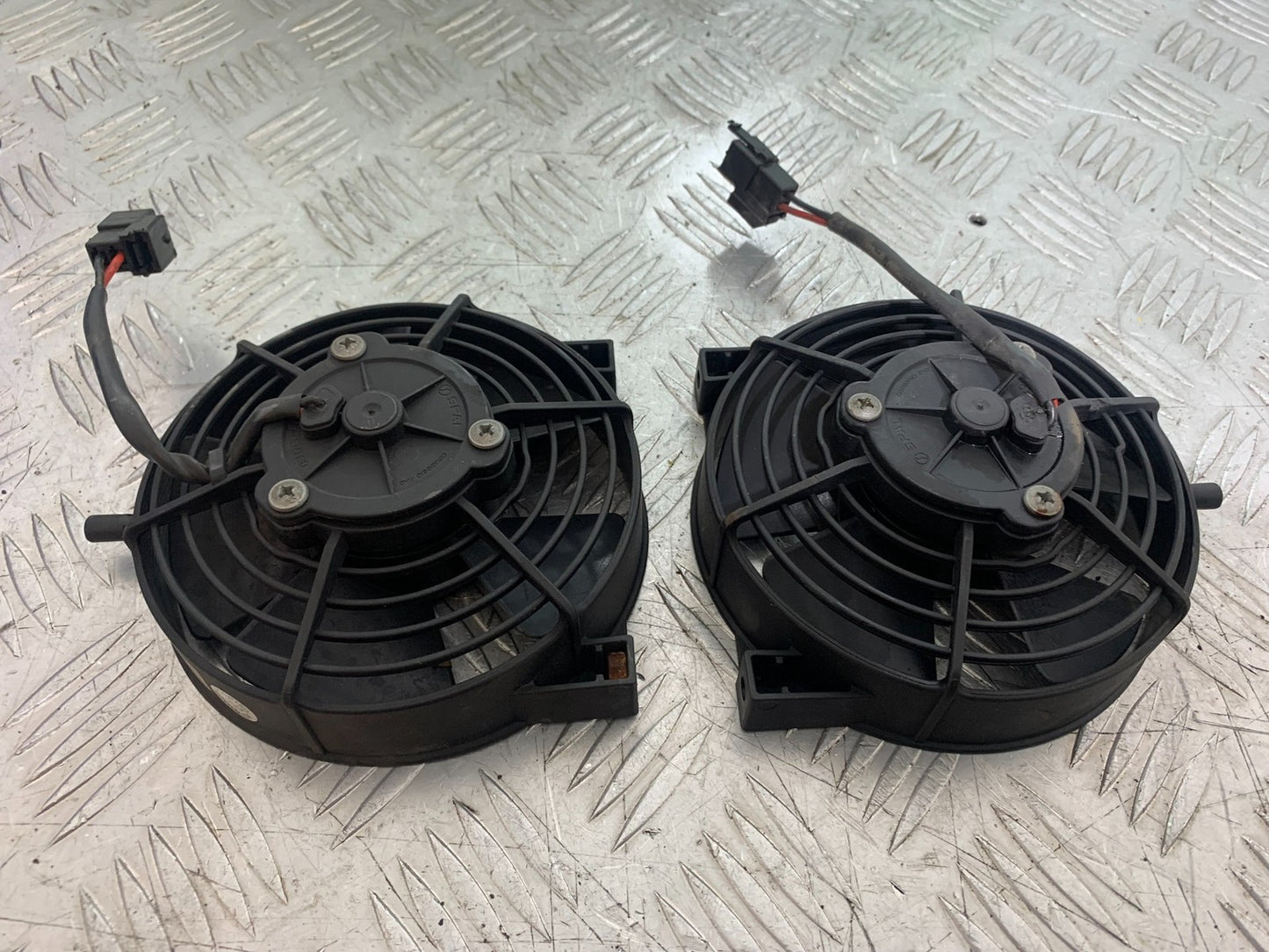 APRILIA RSV1000 RSV 1000 MILLE RADIATOR FANS   1998- 2003 (CMB1184)