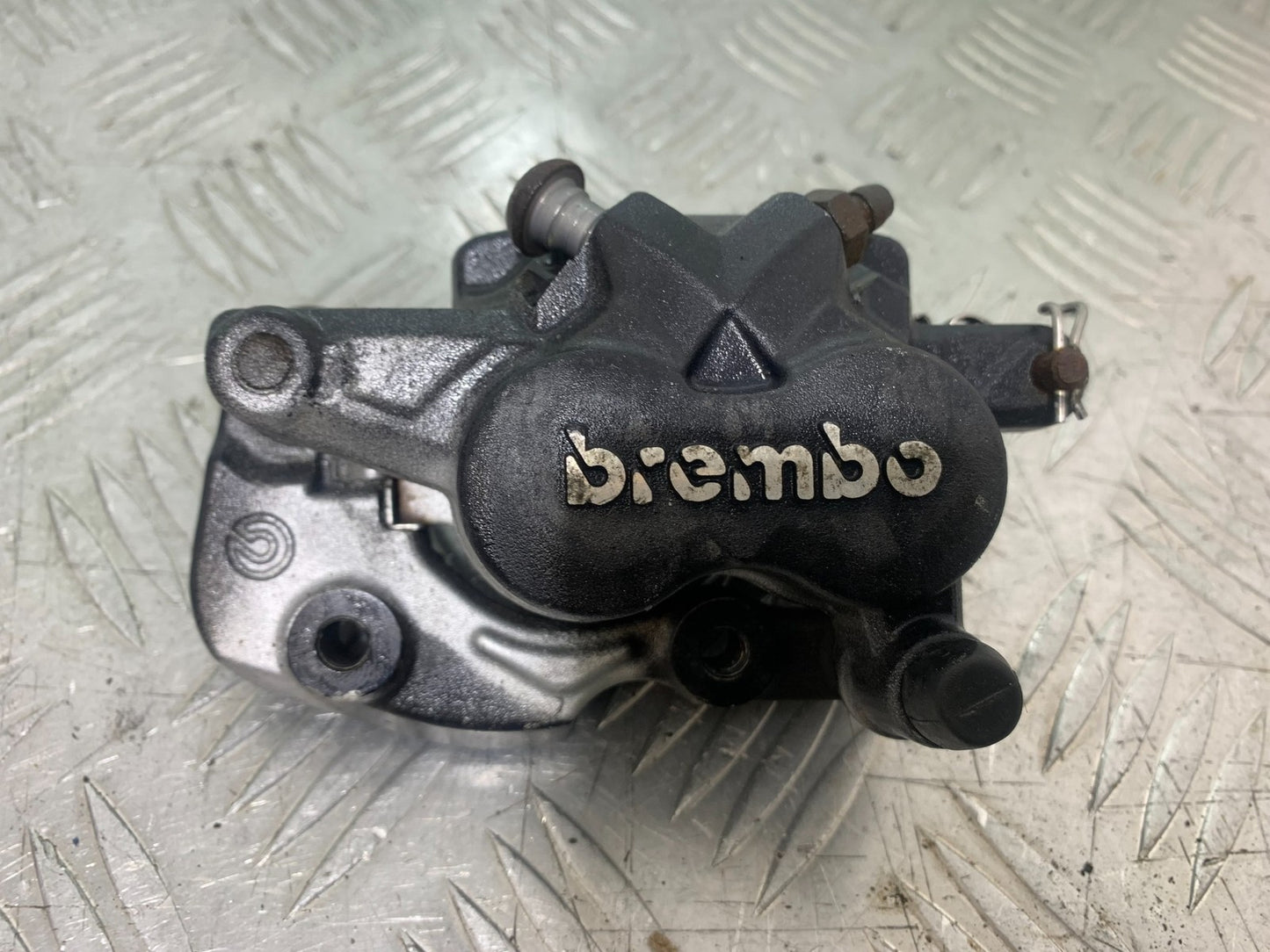 BMW R1200 R 1200 GS REAR BRAKE CALIPER  YEAR 2013-2016 (CMB1257)