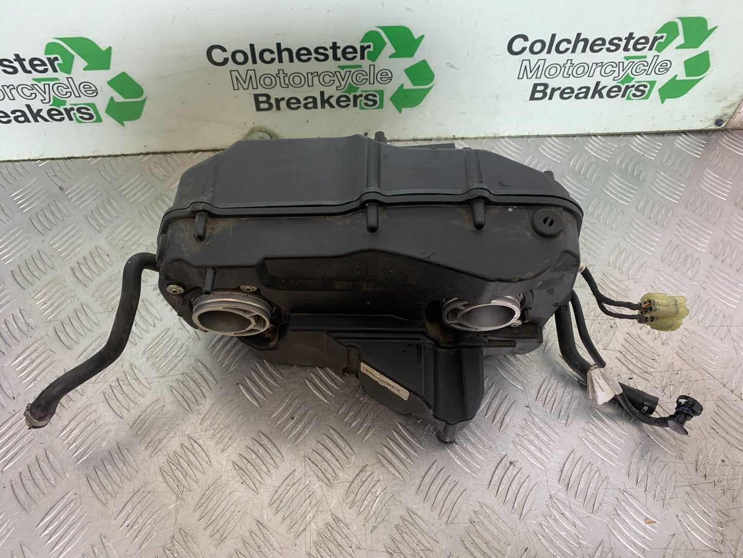 DUCATI 937 MONSTER THROTTLE BODIES  YEAR 2021-2024 (CMB1270)